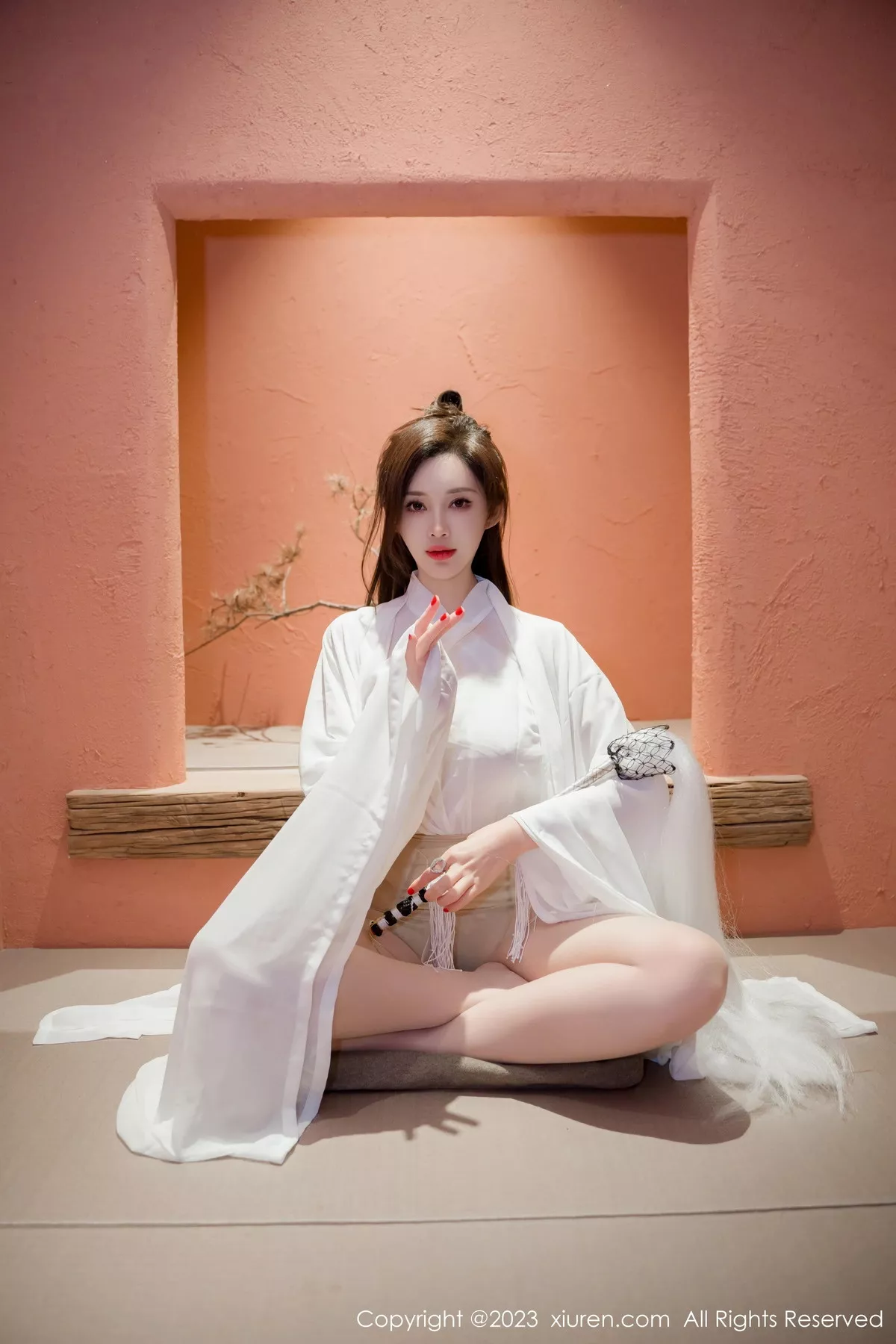 [[XiuRen秀人网]秀人网]No.7466_女神Carol周妍希仙姑造型白色道袍服配超薄肉丝秀美腿诱惑写真95P