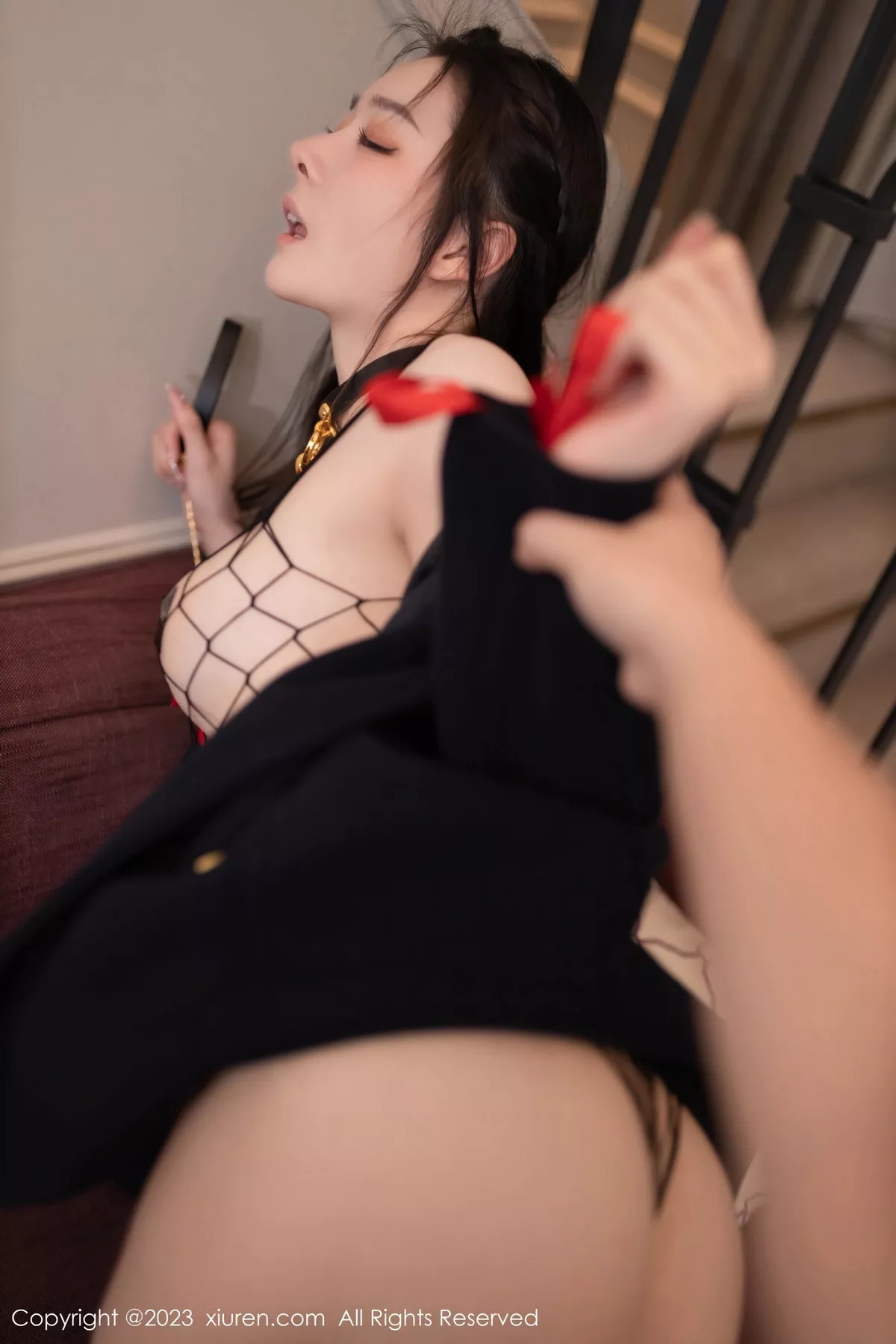 [[XiuRen秀人网]秀人网]No.7474_模特小逗逗捆绑主题性感黑色网格情趣服配黑丝袜撩人诱惑写真78P