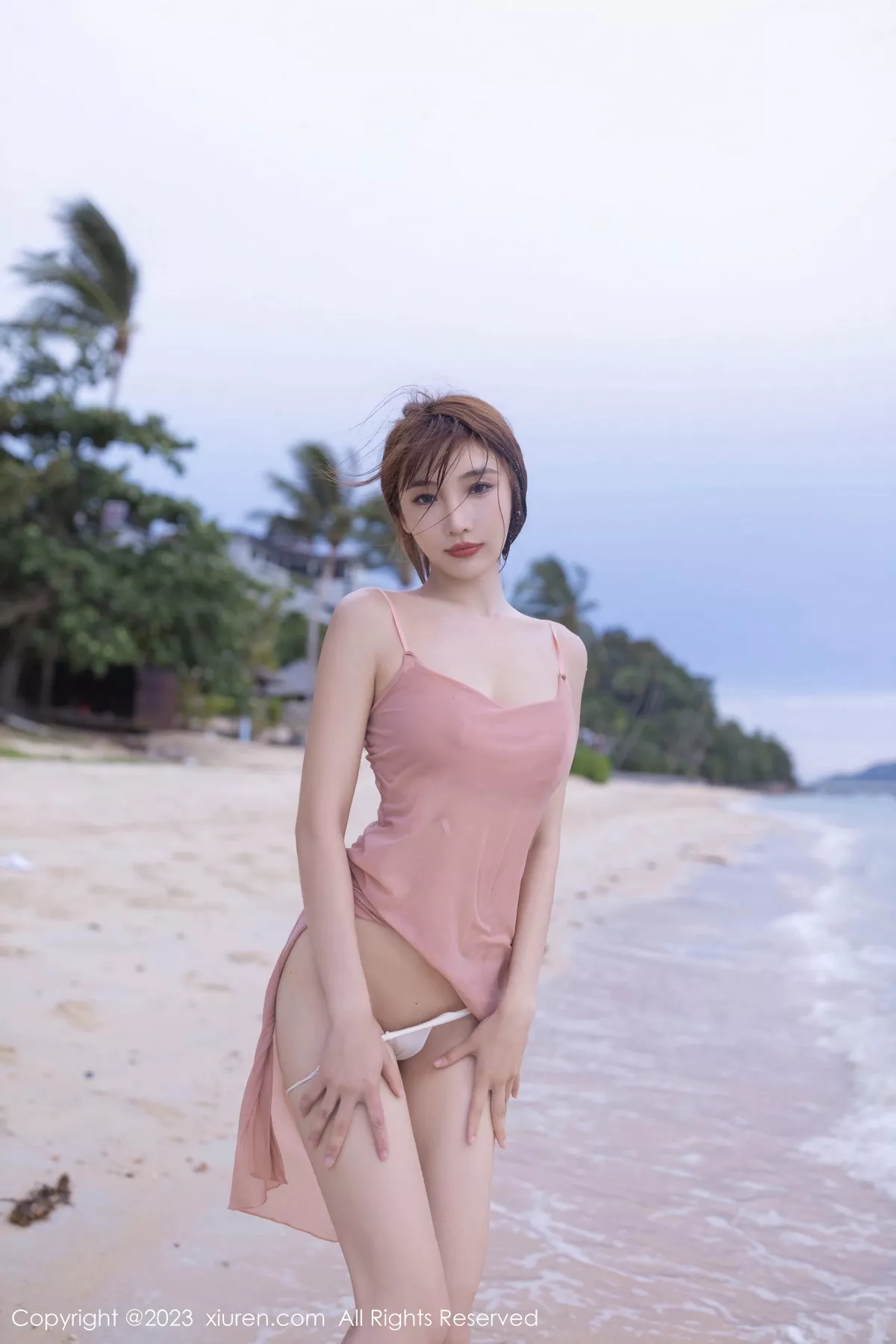 [[XiuRen秀人网]秀人网]No.7501_模特陆萱萱性感粉色蕾丝内衣配超薄无内肉丝秀惹火身材诱惑写真77P