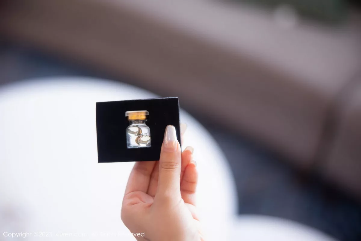 [[XiuRen秀人网]秀人网]No.7509_模特幼幼性感蓝白格子萝莉裙服饰多面视角秀完美身材诱惑写真110P