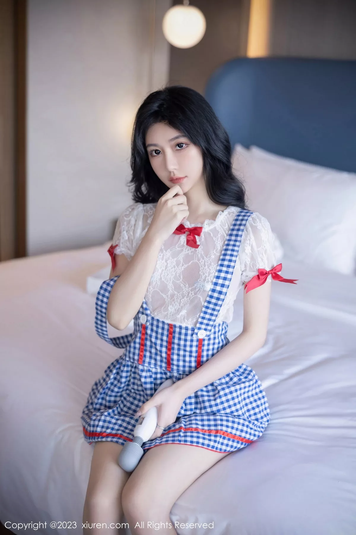 [[XiuRen秀人网]秀人网]No.7509_模特幼幼性感蓝白格子萝莉裙服饰多面视角秀完美身材诱惑写真110P