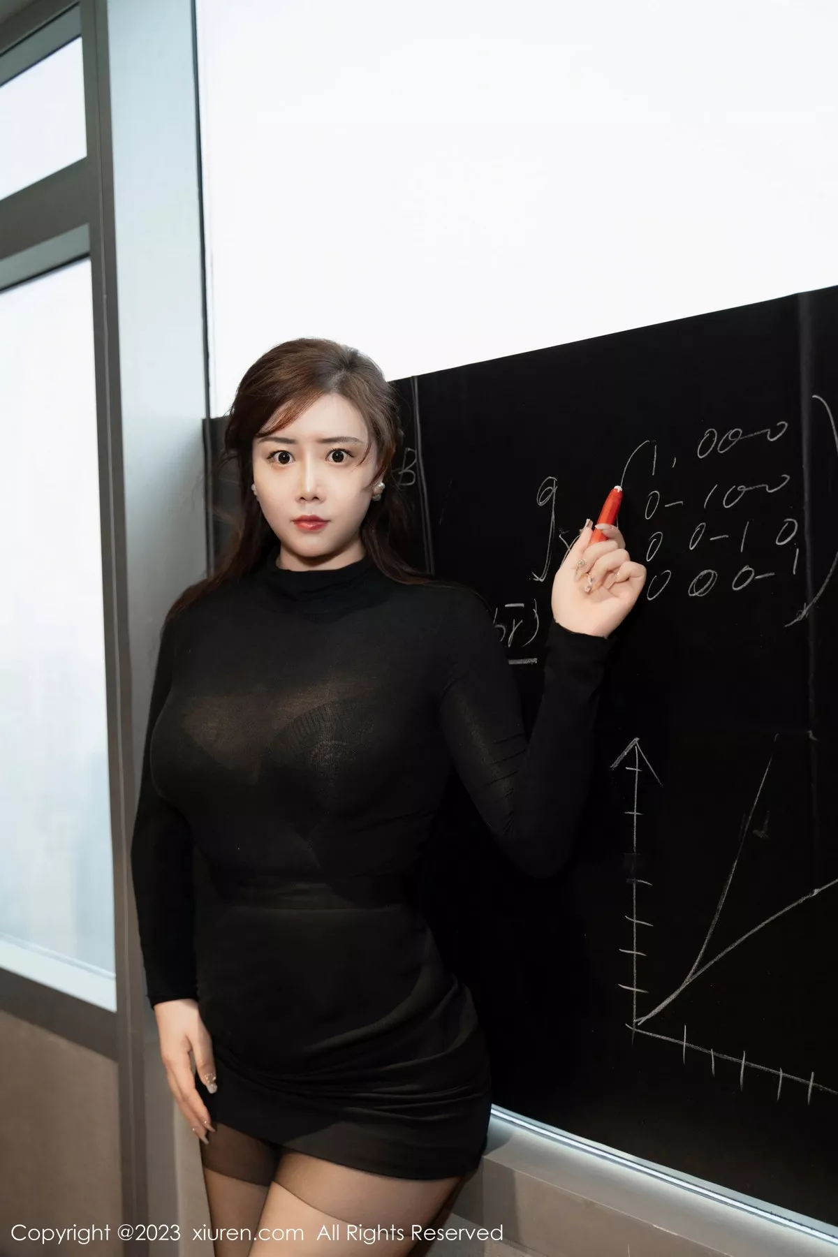 [[XiuRen秀人网]秀人网]No.7513_模特王婉悠Queen黑色蕾丝内衣配超薄黑丝秀丰满身材诱惑写真60P