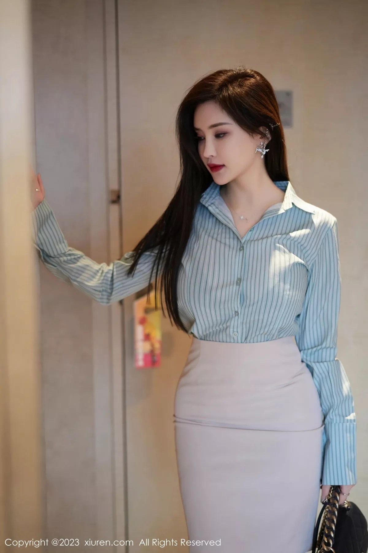 [[XiuRen秀人网]秀人网]No.7521_女神Carol周妍希黑色网格情趣服配黑丝网袜秀丰满身材诱惑写真60P