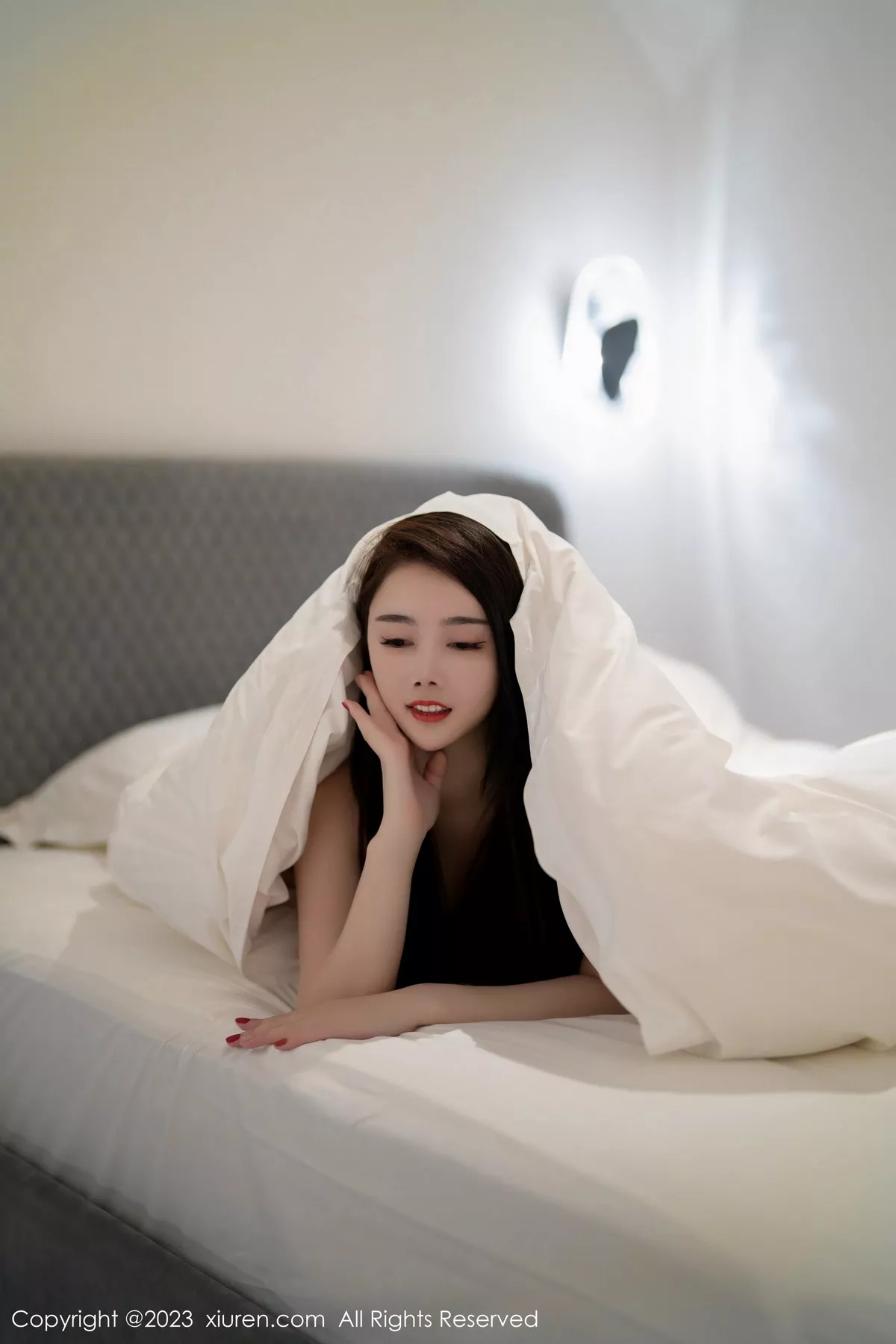 [[XiuRen秀人网]秀人网]No.7517_模特Summer宝宝红色露肩连衣长裙配肉丝袜秀曼妙身姿诱惑写真62P