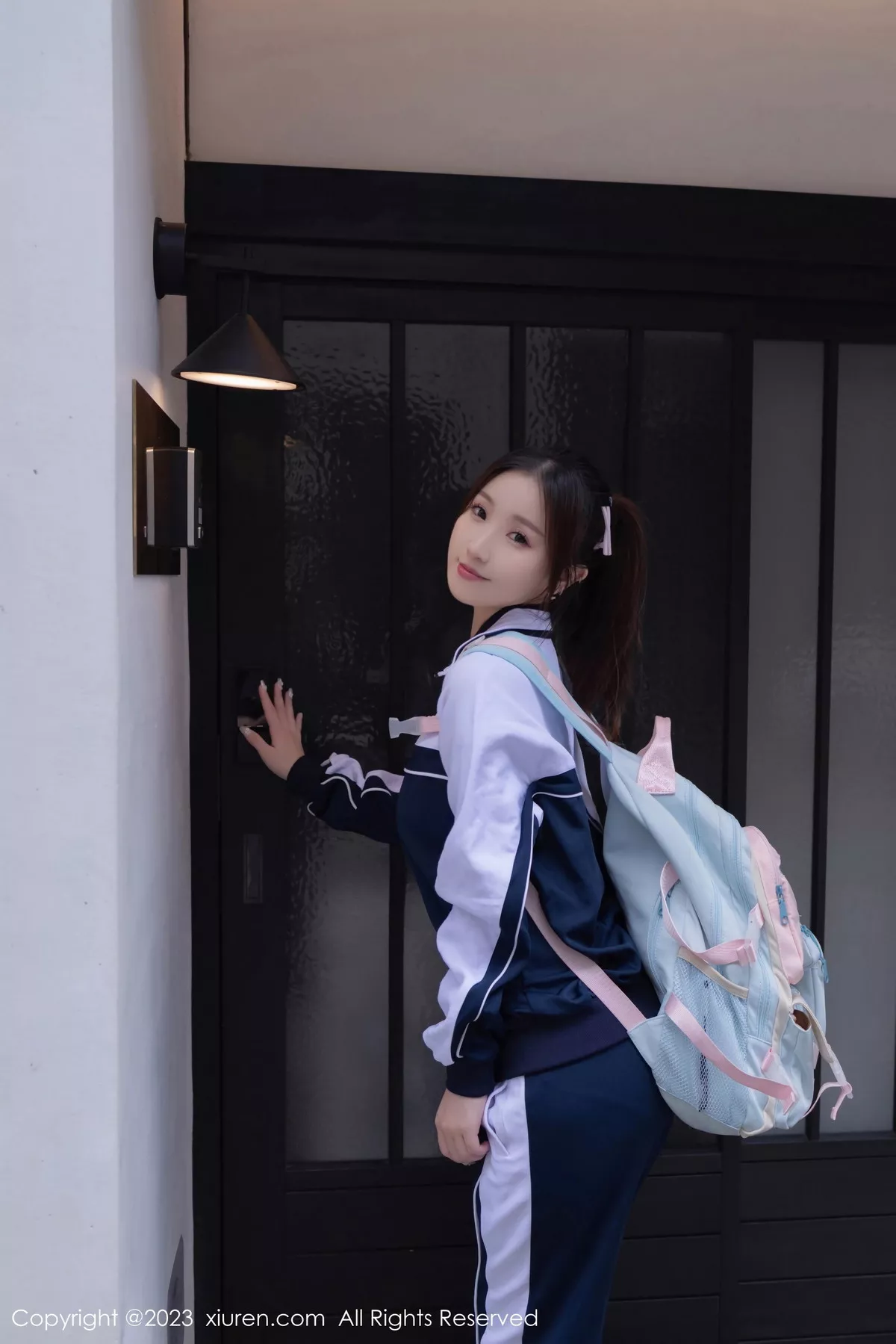 [[XiuRen秀人网]秀人网]No.7528_模特杏子Yada脱普蓝色学妹制服露白色内衣秀曼妙身姿诱惑写真89P