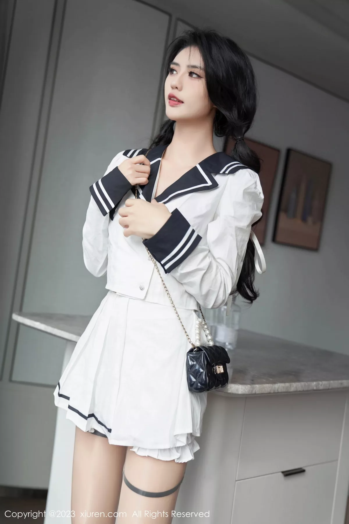 [[XiuRen秀人网]秀人网]No.7526_模特浅浅Danny性感紫色蕾丝内衣配原色丝袜秀曼妙身姿诱惑写真92P