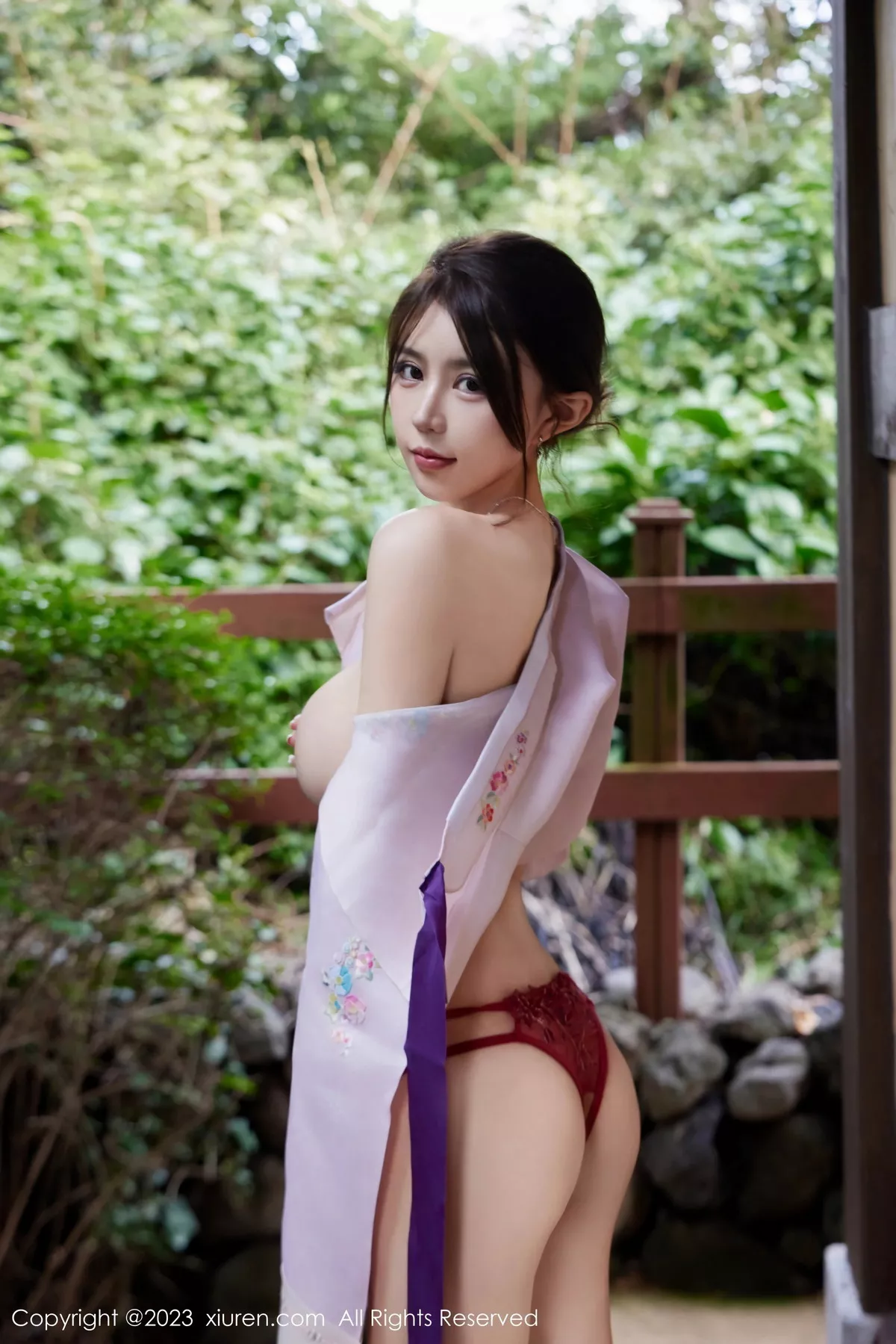 [[XiuRen秀人网]秀人网]No.7522_模特tina_甜仔性感红色大长今服饰半脱秀凹凸身材惹火诱惑写真58P