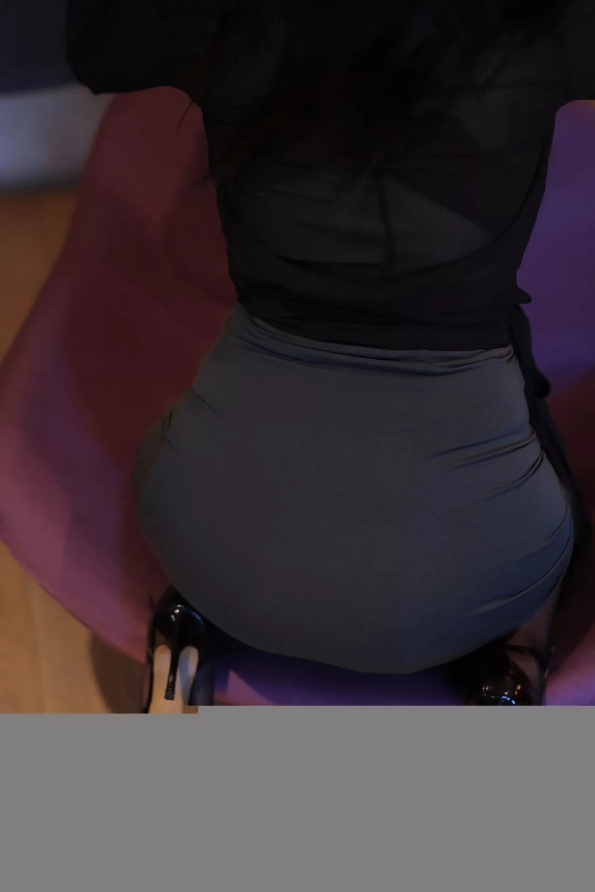 [[XiuRen秀人网]秀人网]No.7523_模特Arude薇薇性感红色蕾丝情趣内衣配黑丝吊袜极致魅惑写真83P