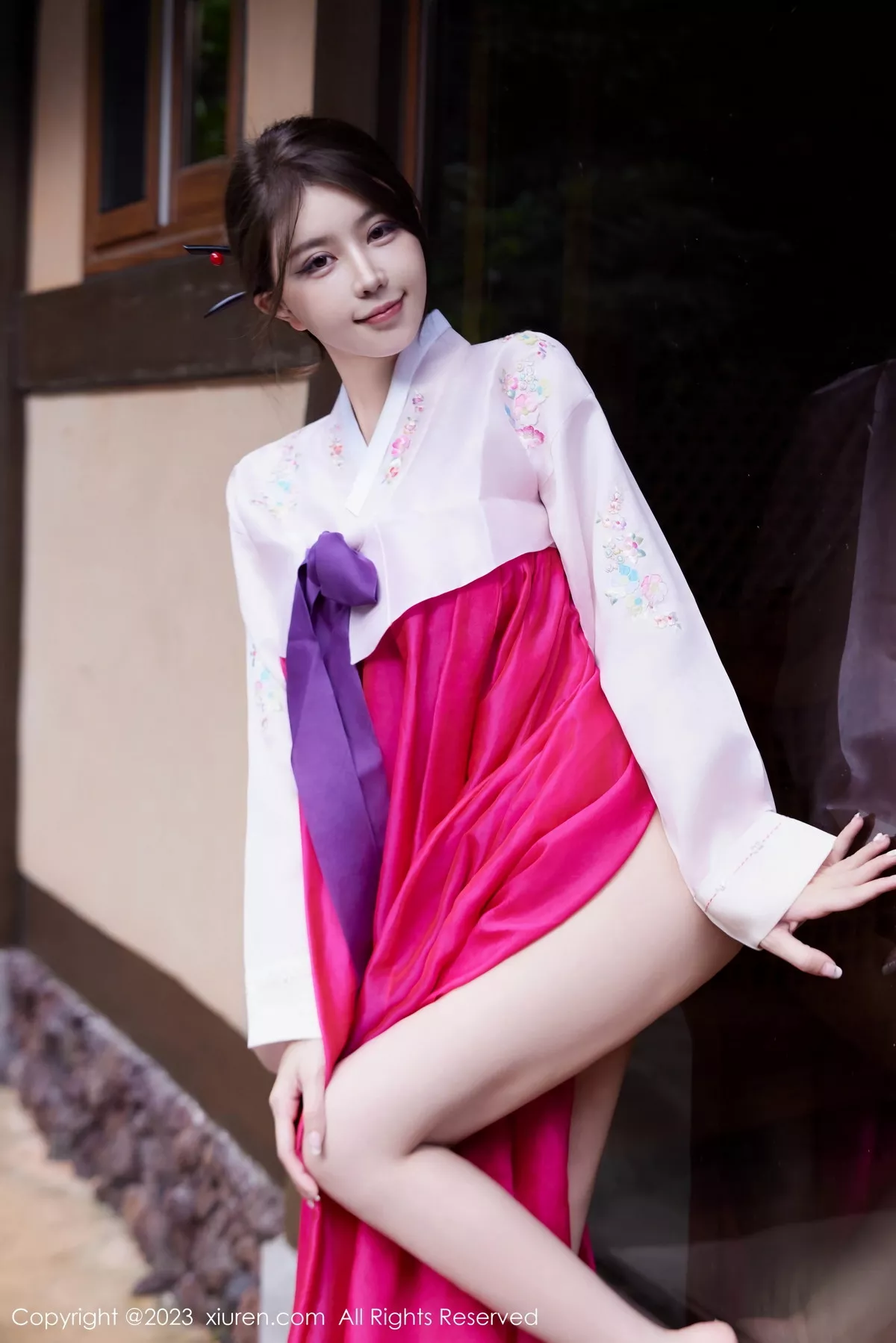 [[XiuRen秀人网]秀人网]No.7522_模特tina_甜仔性感红色大长今服饰半脱秀凹凸身材惹火诱惑写真58P