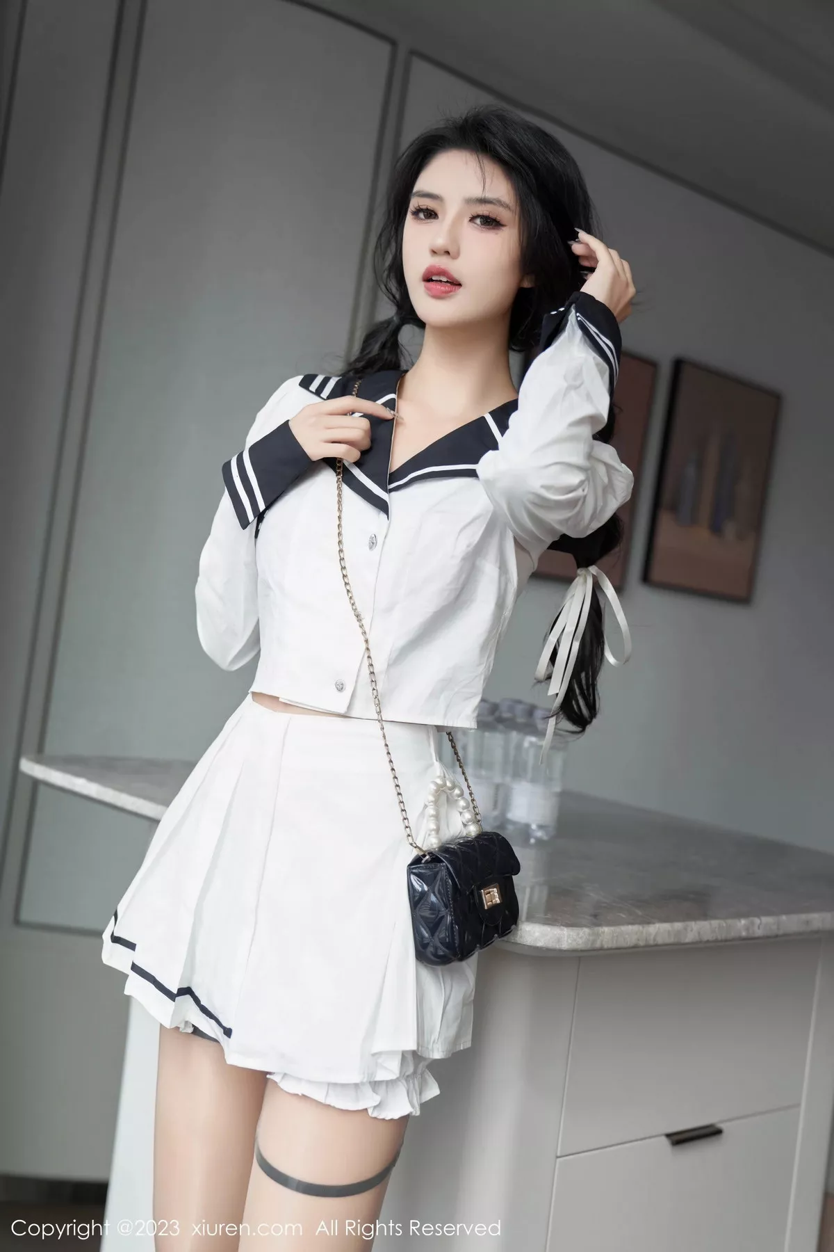 [[XiuRen秀人网]秀人网]No.7526_模特浅浅Danny性感紫色蕾丝内衣配原色丝袜秀曼妙身姿诱惑写真92P