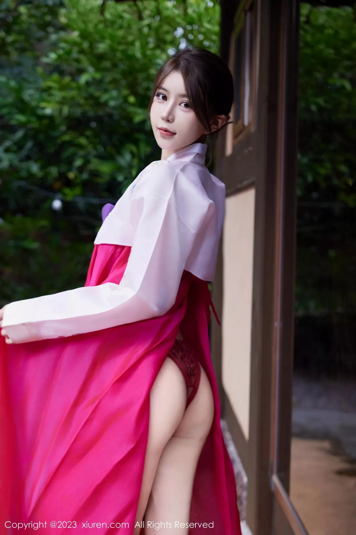 [[XiuRen秀人网]秀人网]No.7522_模特tina_甜仔性感红色大长今服饰半脱秀凹凸身材惹火诱惑写真58P