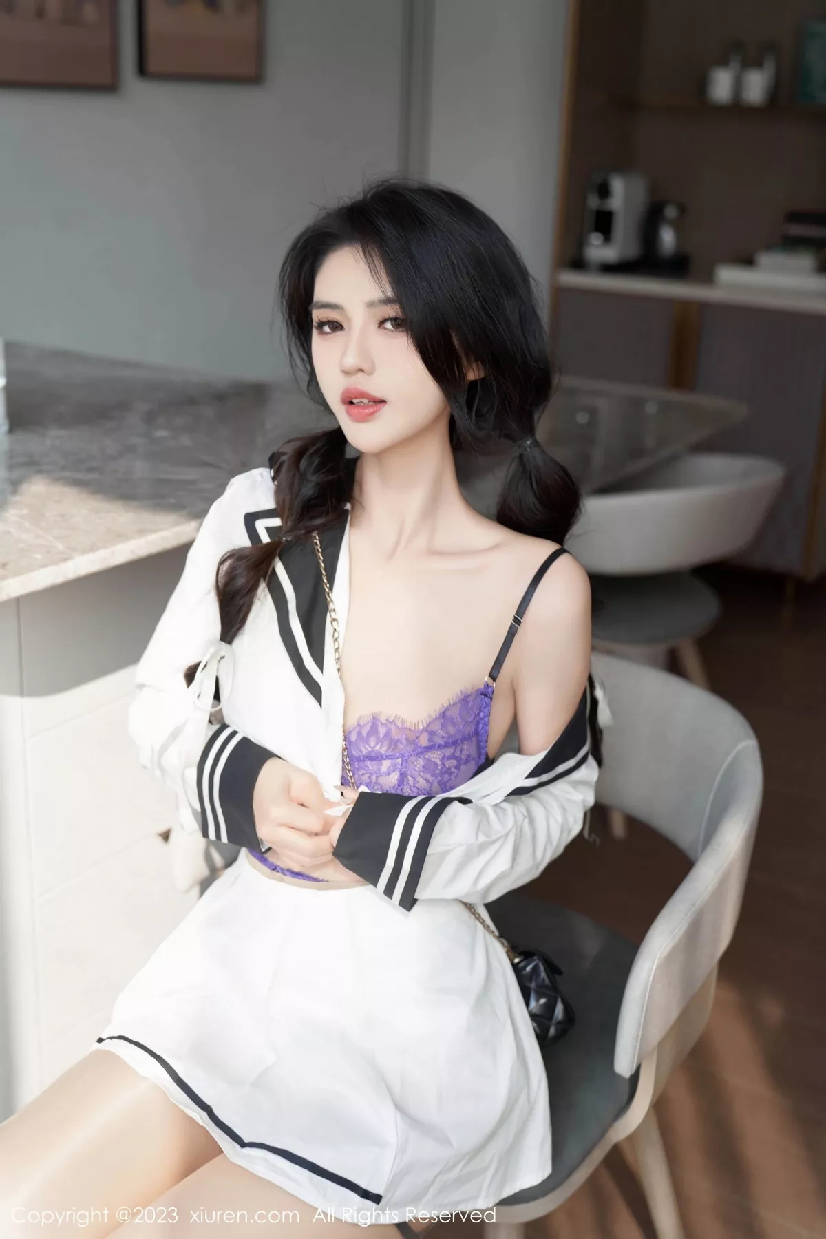 [[XiuRen秀人网]秀人网]No.7526_模特浅浅Danny性感紫色蕾丝内衣配原色丝袜秀曼妙身姿诱惑写真92P