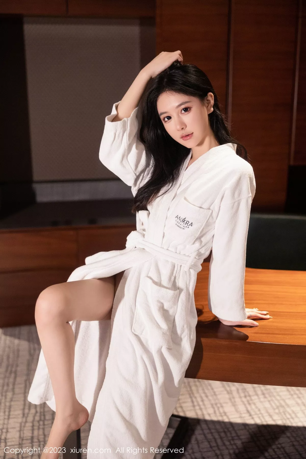 [[XiuRen秀人网]秀人网]No.7579_模特合集女神幼幼＆唐宁宁浴室性感白色浴袍秀惹火身材诱惑写真73P