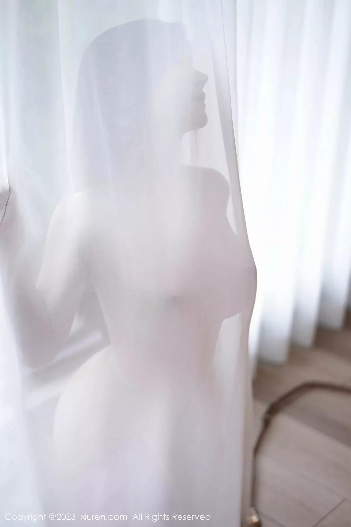 [[XiuRen秀人网]秀人网]No.7572_模特谭小灵性感杏色连衣短裙配超薄无内肉丝秀惹火身材诱惑写真81P