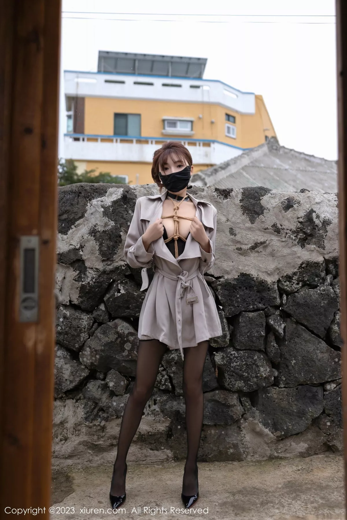 [[XiuRen秀人网]秀人网]No.7538_模特陆萱萱情趣捆绑主题黑色情趣服饰配黑丝吊袜撩人诱惑写真79P