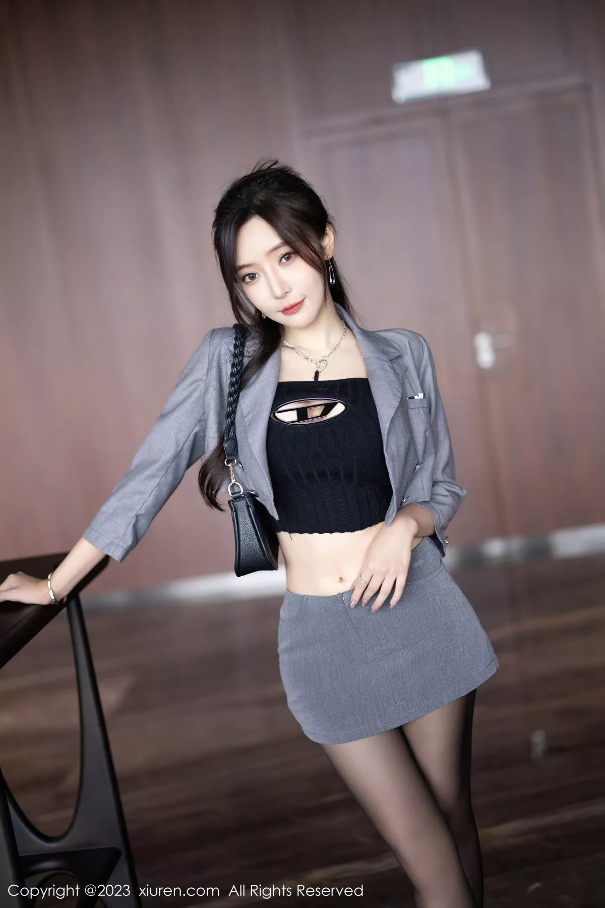 [[XiuRen秀人网]秀人网]No.7545_女神王馨瑶yanni性感白色蕾丝内衣配白丝袜秀惹火身材诱惑写真83P