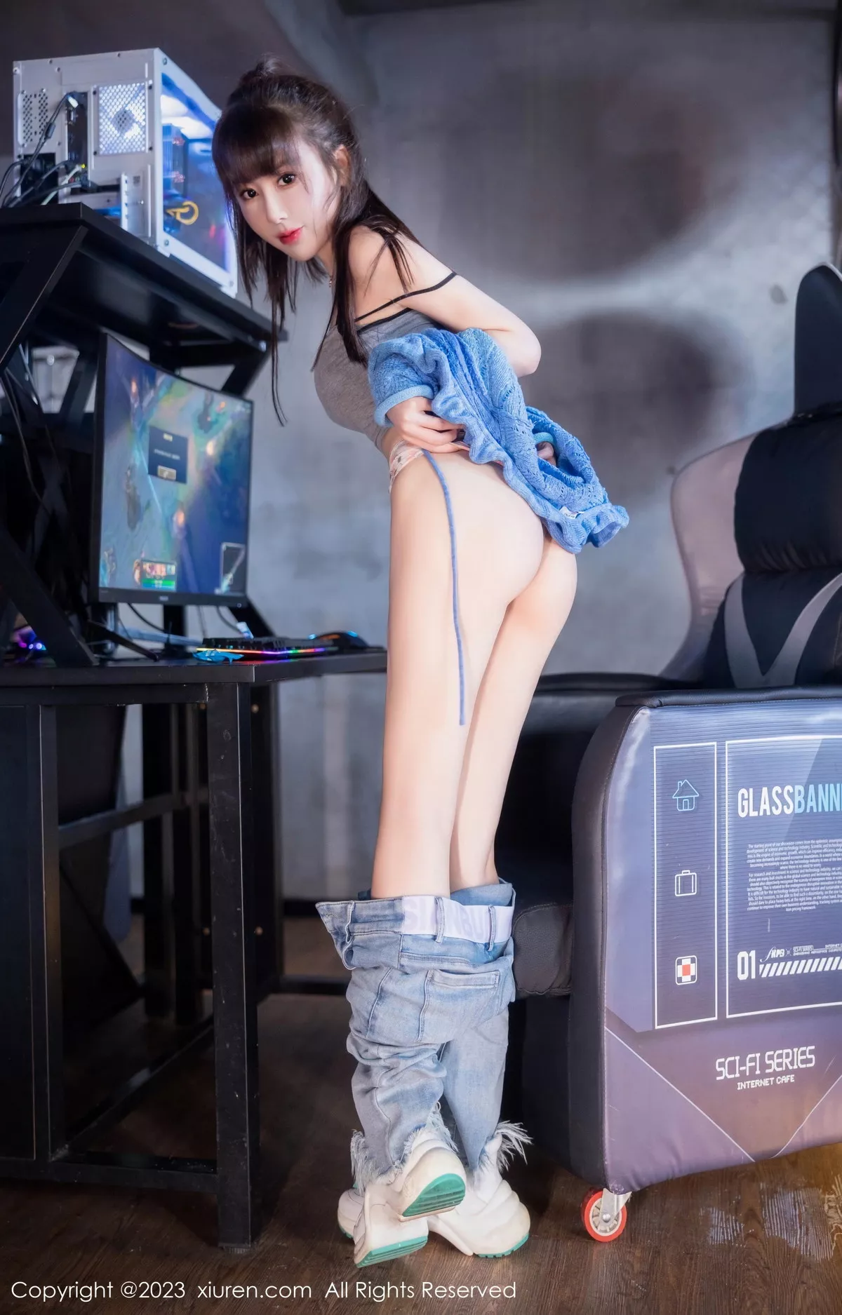 [[XiuRen秀人网]秀人网]No.7540_模特白笑笑性感蓝色衣露灰色内衣配牛仔裤秀曼妙身姿诱惑写真80P