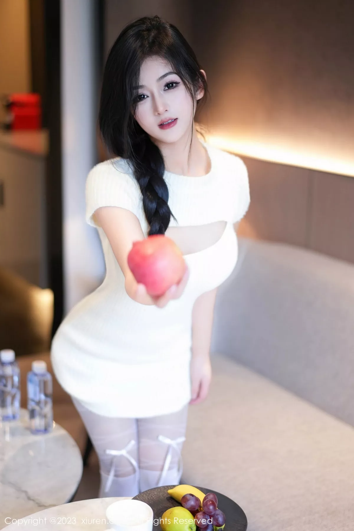 [[XiuRen秀人网]秀人网]No.7542_模特小逗逗性感黑色OL装露蓝灰色蕾丝内衣配超薄黑丝诱惑写真78P