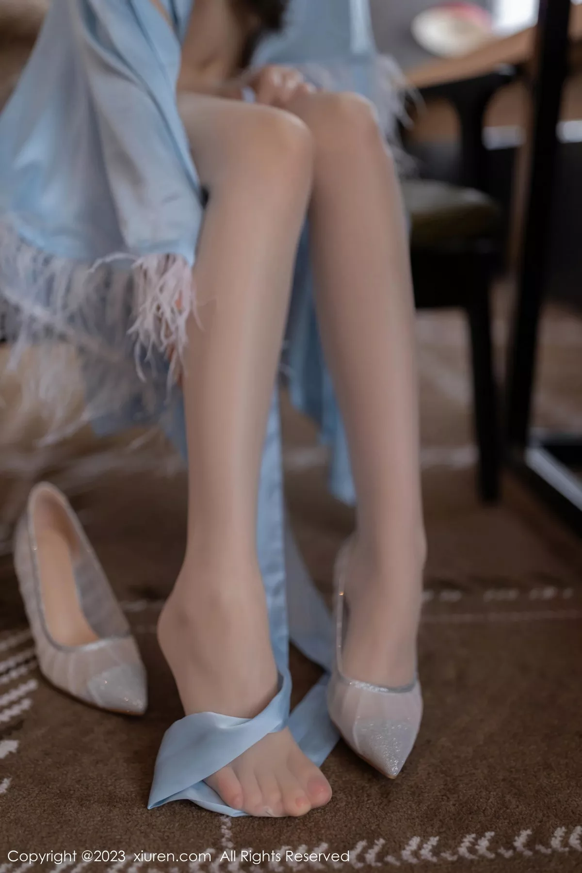 [[XiuRen秀人网]秀人网]No.7544_模特鱼子酱Fish性感浅蓝睡裙露白色蕾丝内衣配白丝袜诱惑写真87P