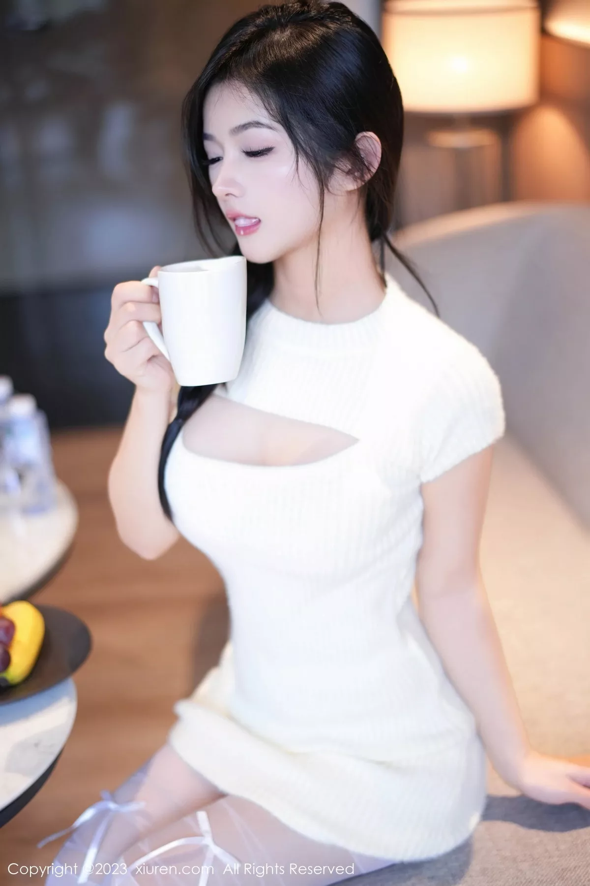 [[XiuRen秀人网]秀人网]No.7542_模特小逗逗性感黑色OL装露蓝灰色蕾丝内衣配超薄黑丝诱惑写真78P