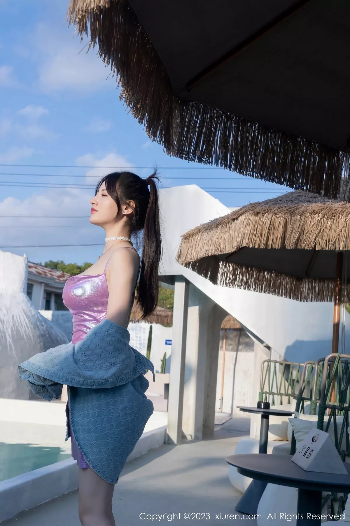 [[XiuRen秀人网]秀人网]No.7565_模特诗诗kiki性感紫色吊带短裙+蓝灰死库水秀惹火身材诱惑写真80P