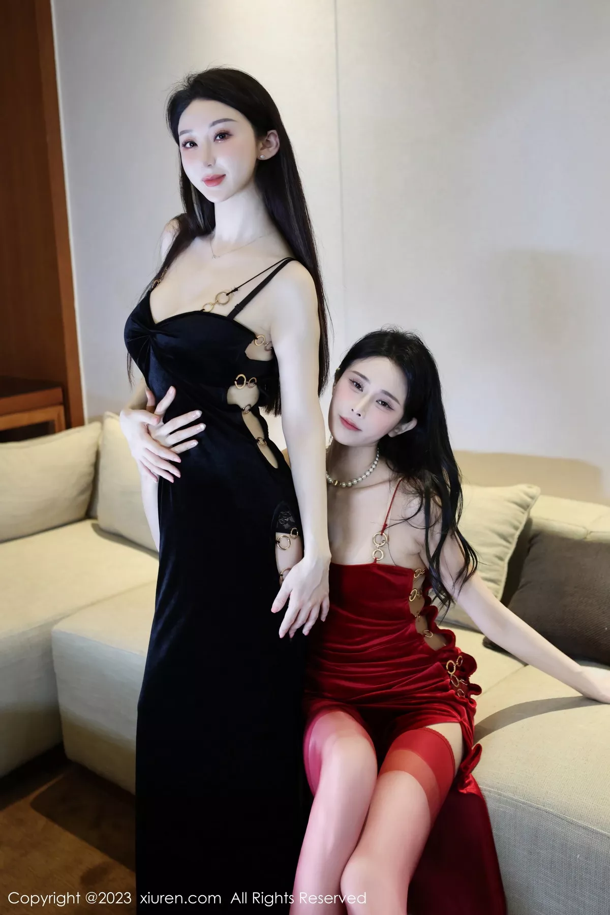 [[XiuRen秀人网]秀人网]No.7563_模特合集女神田兮白半脱性感黑色吊裙露黑色内衣迷人诱惑写真67P