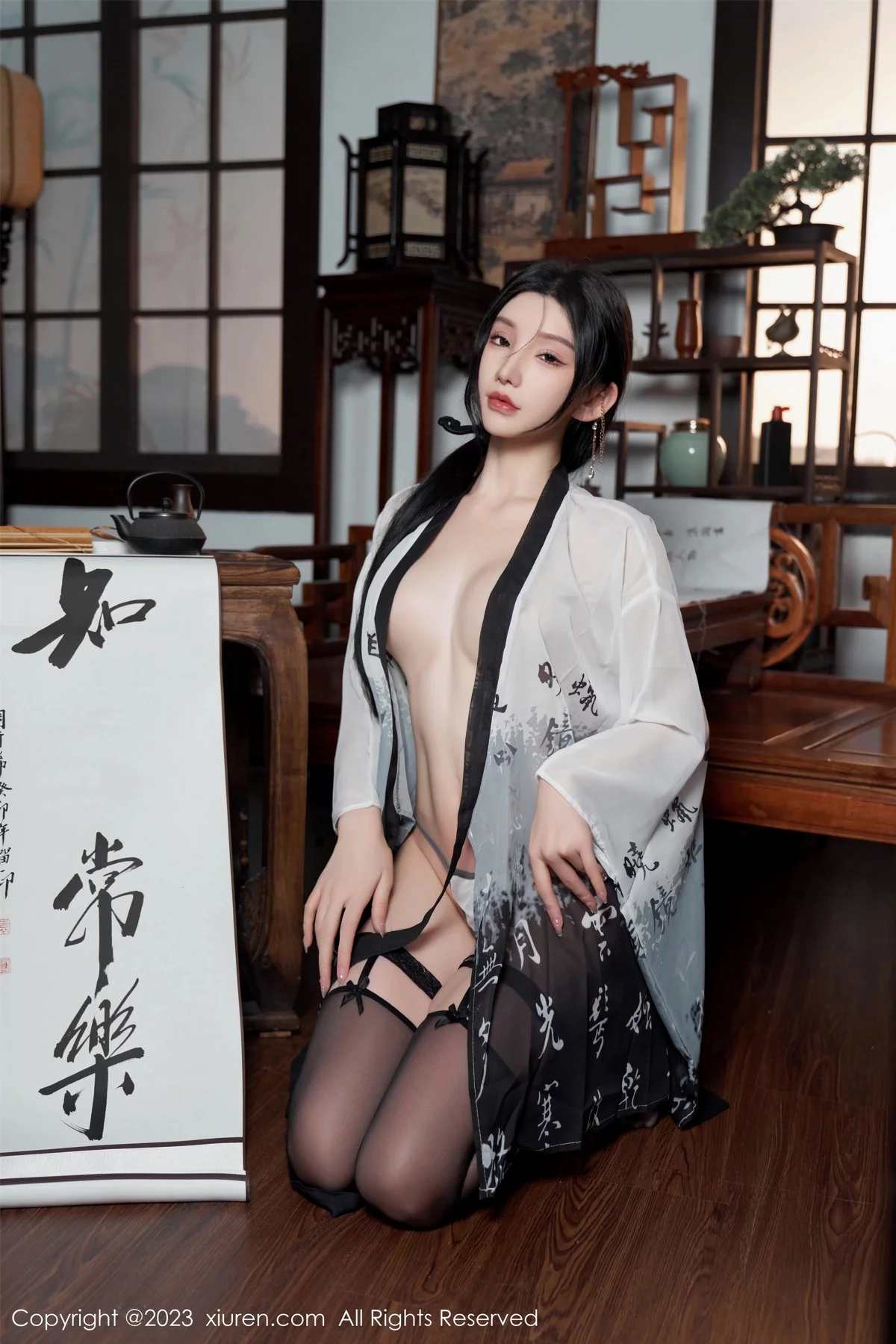 [[XiuRen秀人网]秀人网]No.7891_女神周于希Sally性感黑白薄透长衫配黑丝袜秀完美身材诱惑写真90P