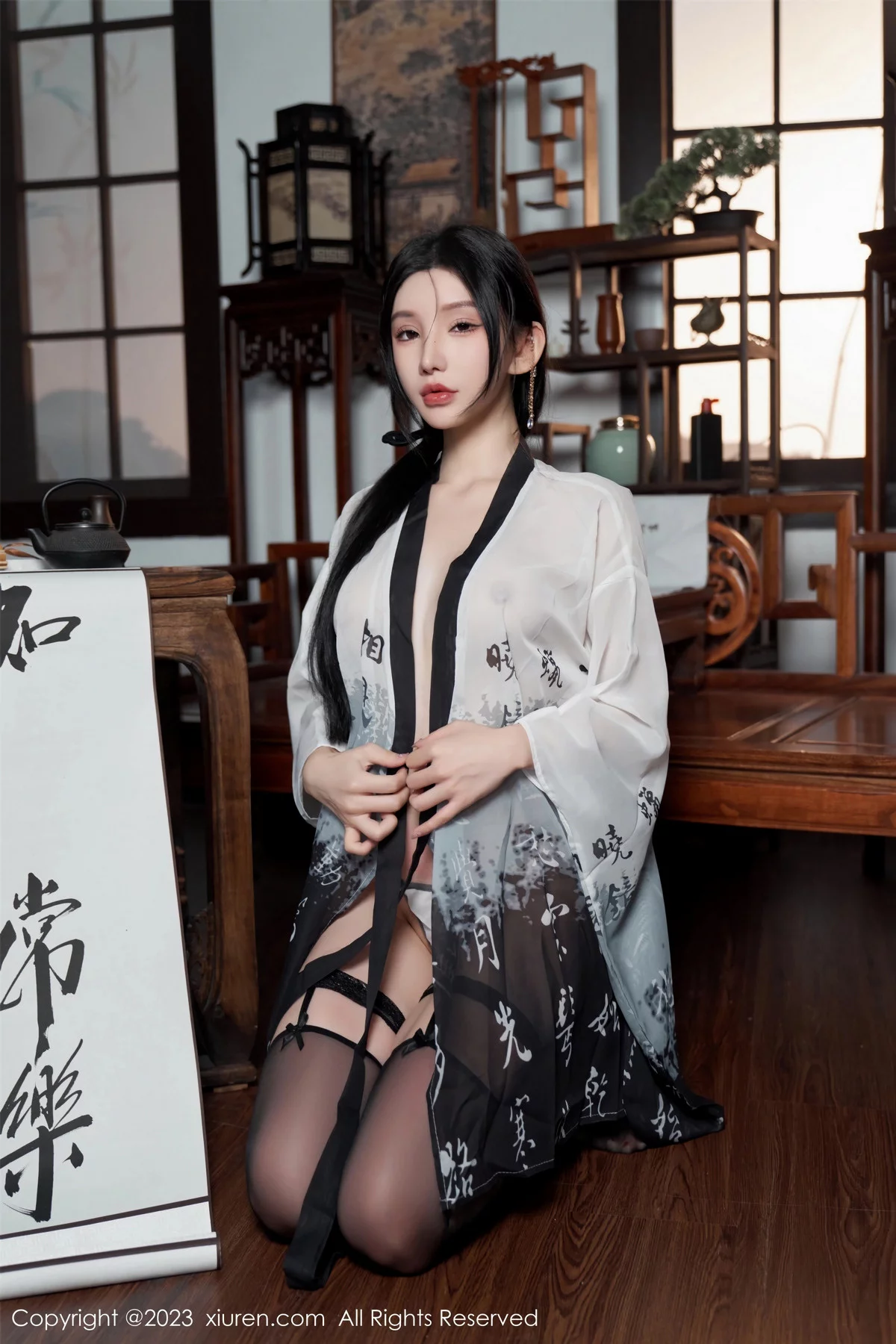 [[XiuRen秀人网]秀人网]No.7891_女神周于希Sally性感黑白薄透长衫配黑丝袜秀完美身材诱惑写真90P