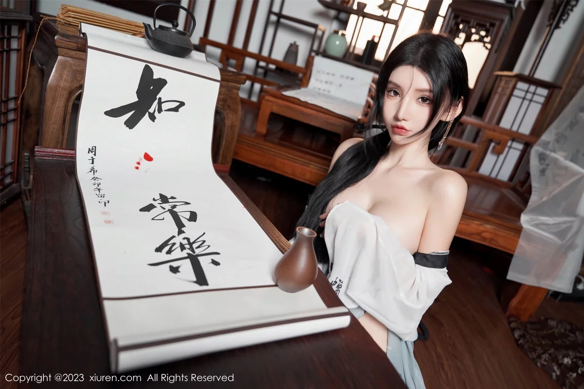 [[XiuRen秀人网]秀人网]No.7891_女神周于希Sally性感黑白薄透长衫配黑丝袜秀完美身材诱惑写真90P