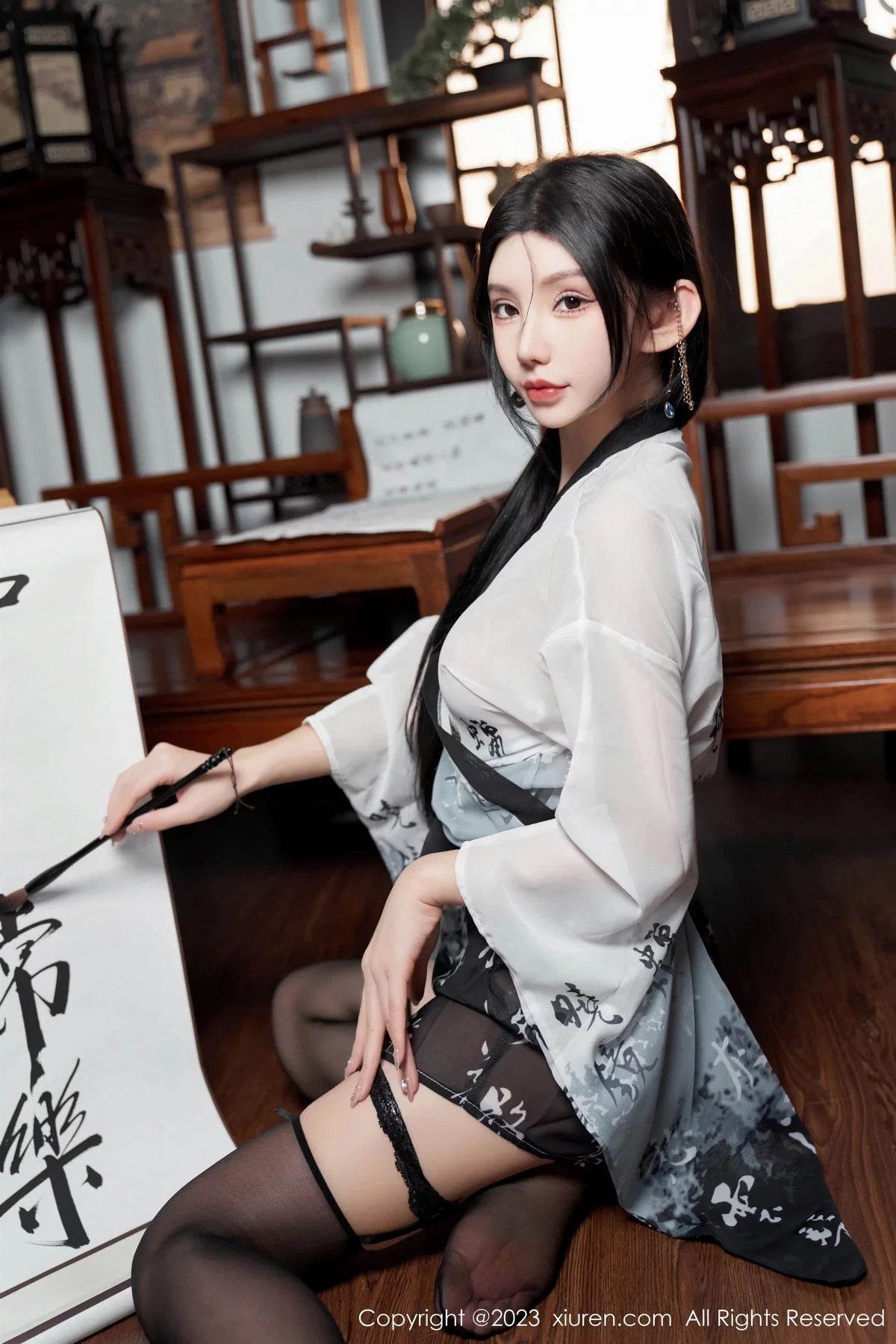 [[XiuRen秀人网]秀人网]No.7891_女神周于希Sally性感黑白薄透长衫配黑丝袜秀完美身材诱惑写真90P