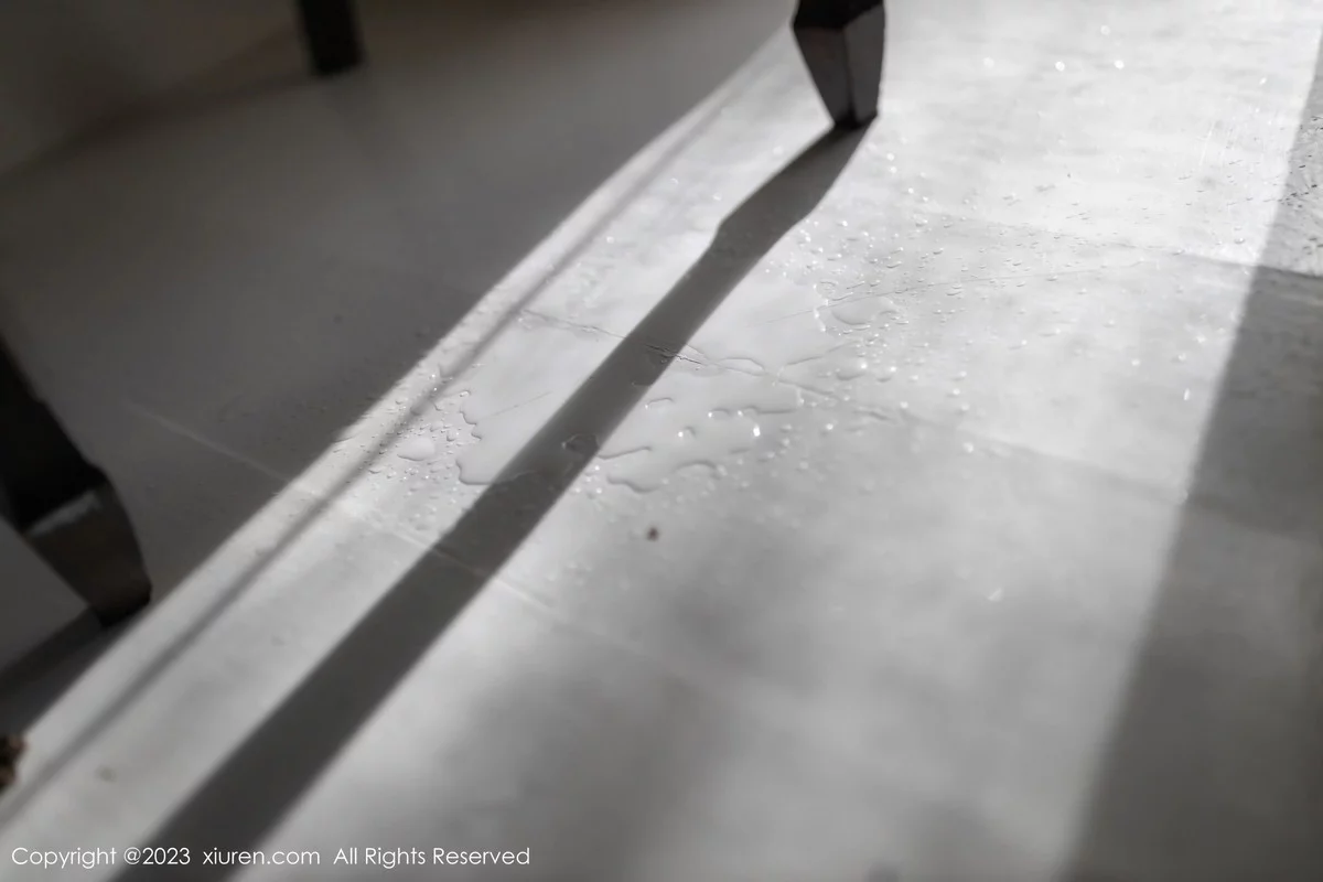 [[XiuRen秀人网]秀人网]No.7888_模特鱼子酱Fish尾随主题情趣捆绑性感内衣秀曼妙身姿诱惑写真83P