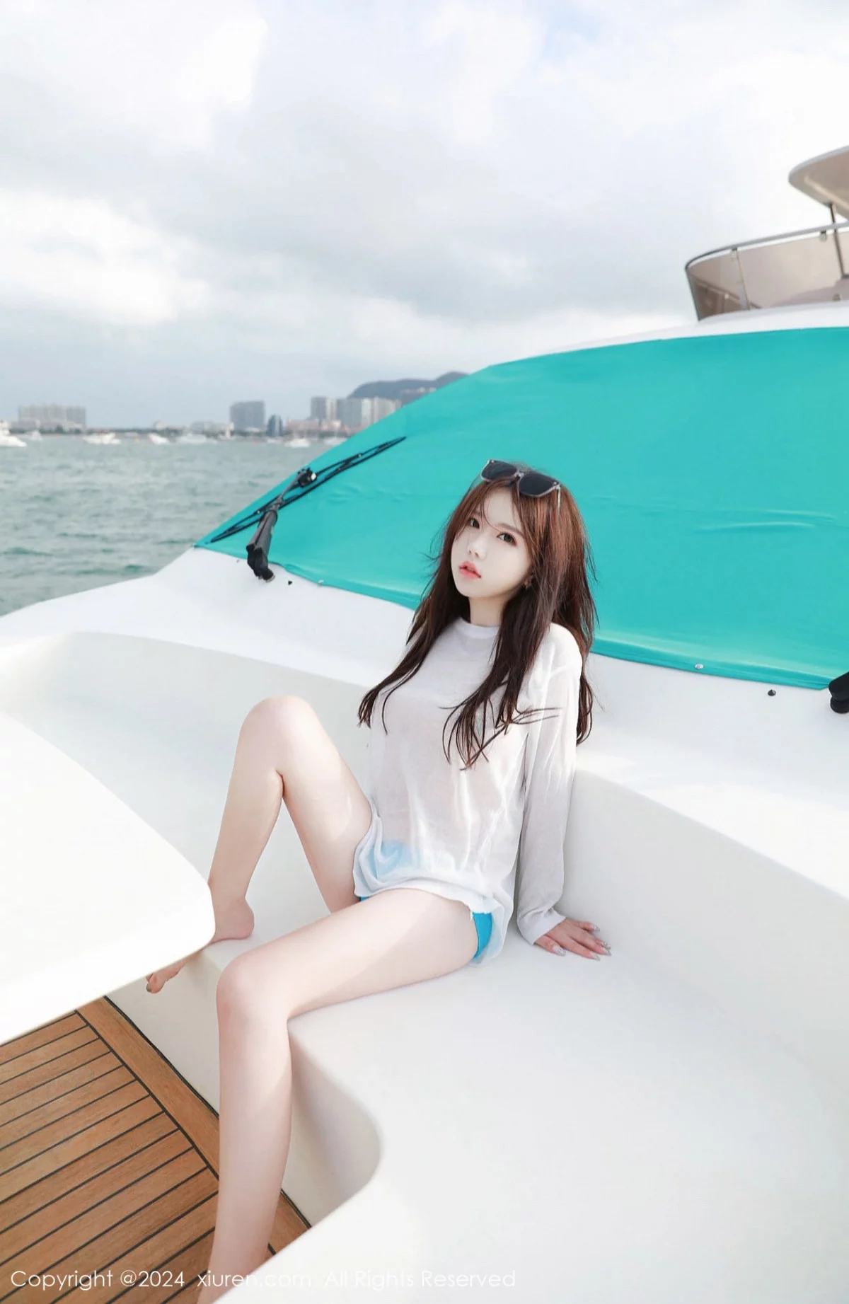 [[XiuRen秀人网]秀人网]No.7898_模特小薯条nienie游艇场景性感蓝色比基尼服秀完美身材诱惑写真76P