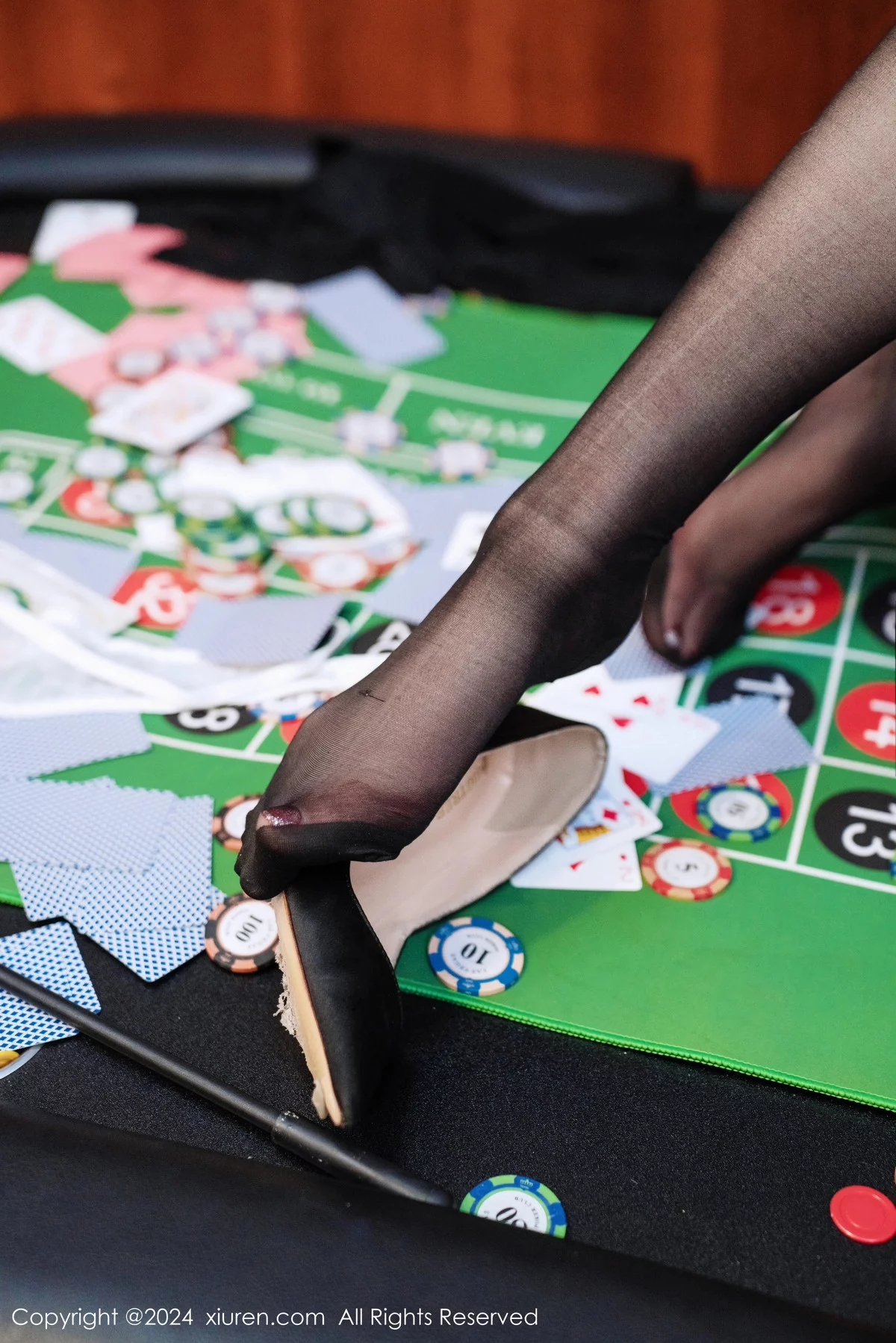 [[XiuRen秀人网]秀人网]No.7903_模特王婉悠Queen性感黑色网纱服露白色内衣秀丰满身材诱惑写真75P