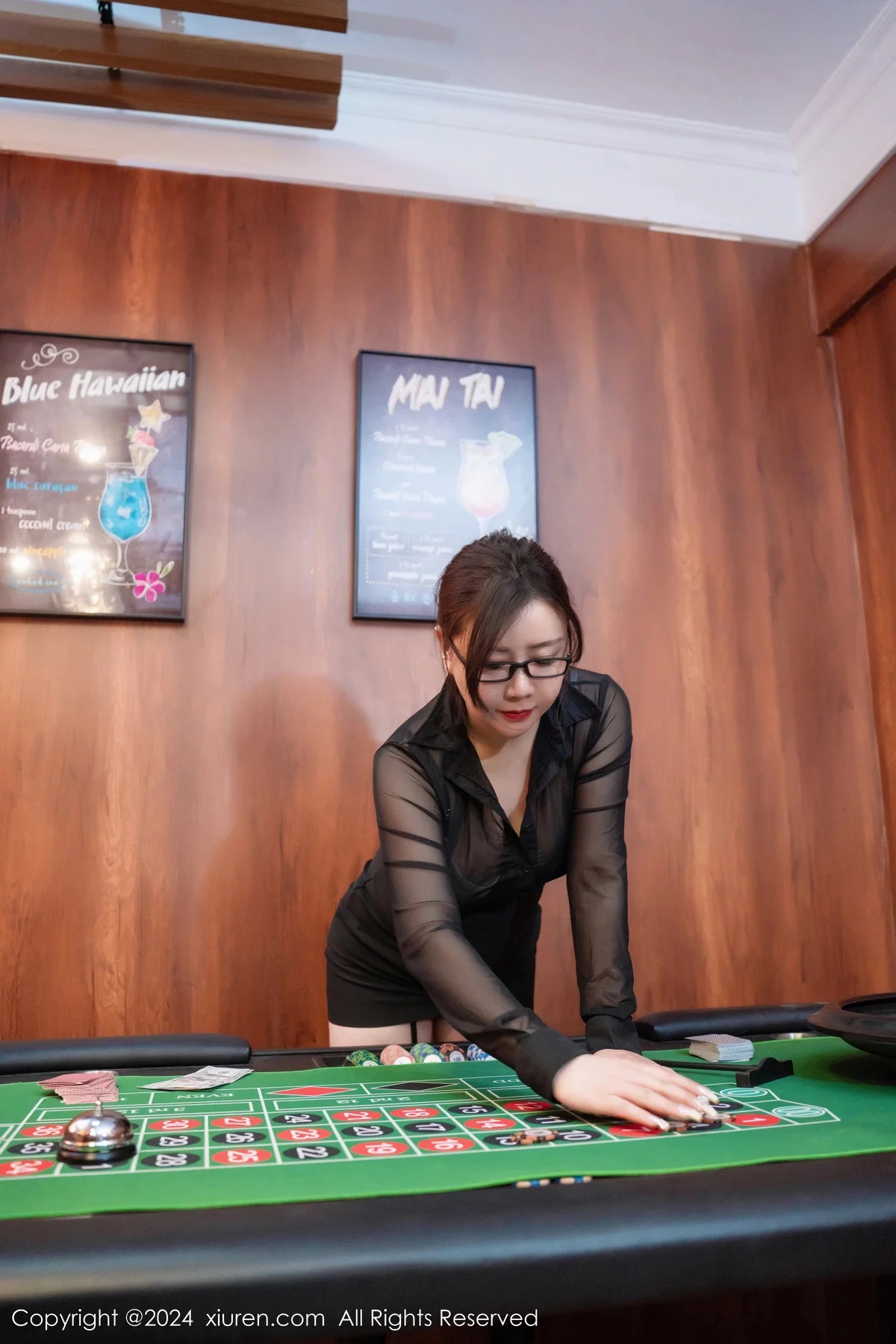 [[XiuRen秀人网]秀人网]No.7903_模特王婉悠Queen性感黑色网纱服露白色内衣秀丰满身材诱惑写真75P