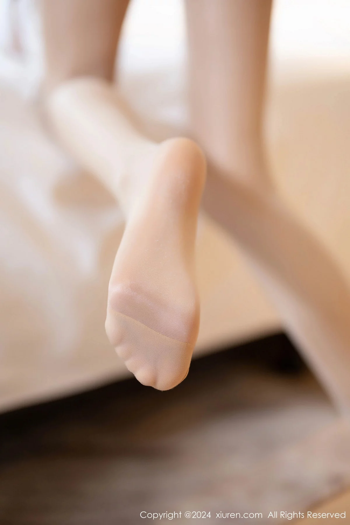 [[XiuRen秀人网]秀人网]No.7906_模特程程程白上衣配杏色短裙露性感白色内衣秀苗条身材迷人写真82P