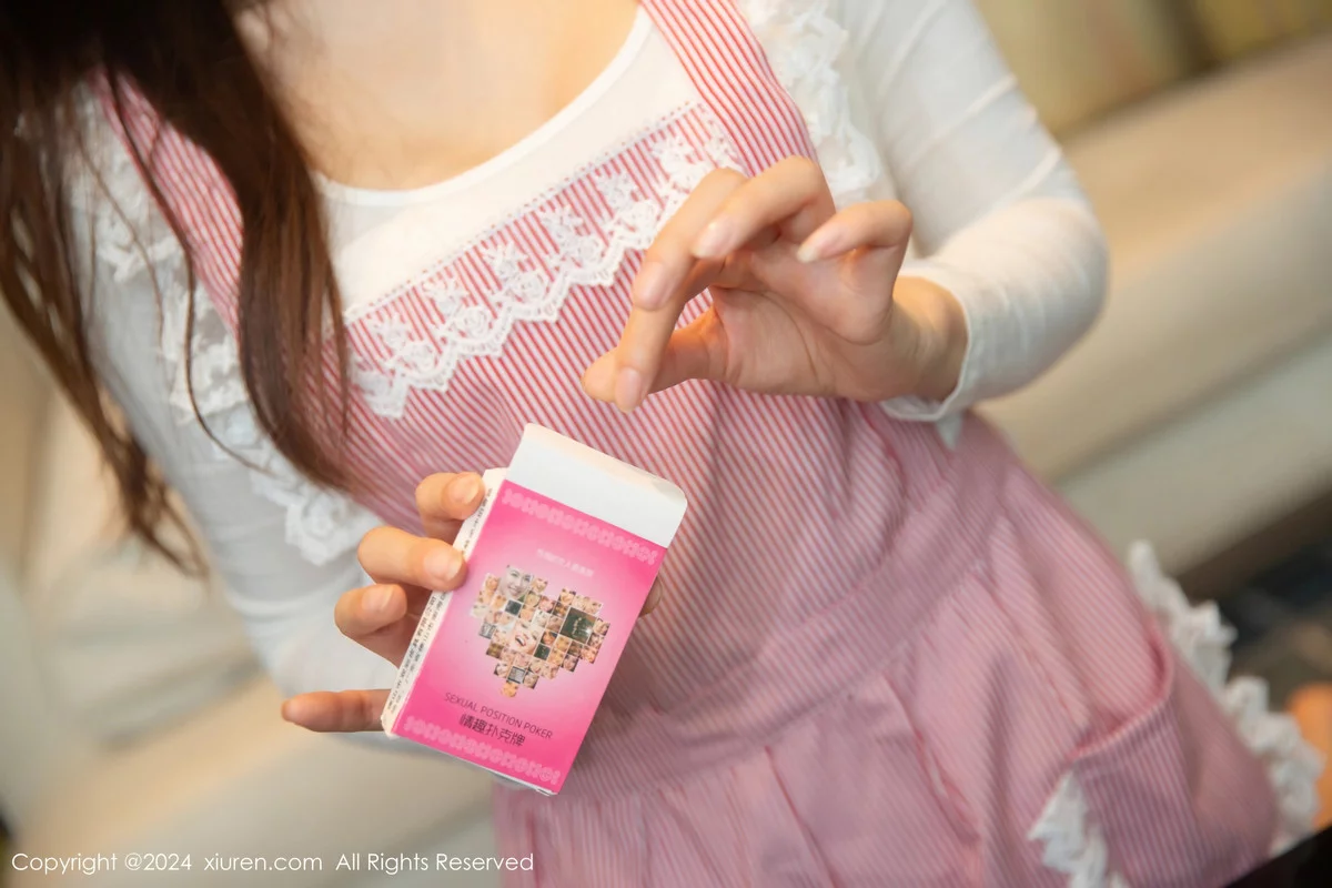 [[XiuRen秀人网]秀人网]No.7911_女神绮里嘉ula性感白色蕾丝内衣配超薄肉丝秀曼妙身姿诱惑写真80P