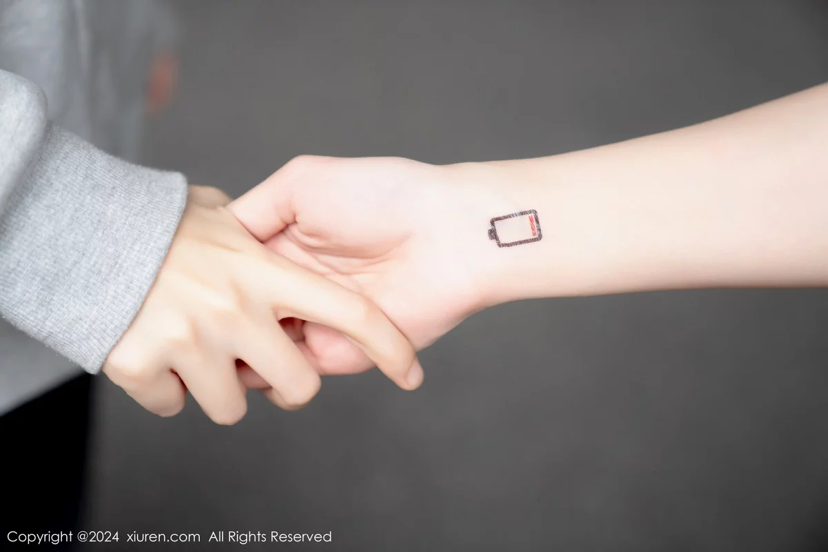 [[XiuRen秀人网]秀人网]No.7930_模特波巧酱Al女友主题私房大尺度全果秀火辣身材遮点诱惑写真86P