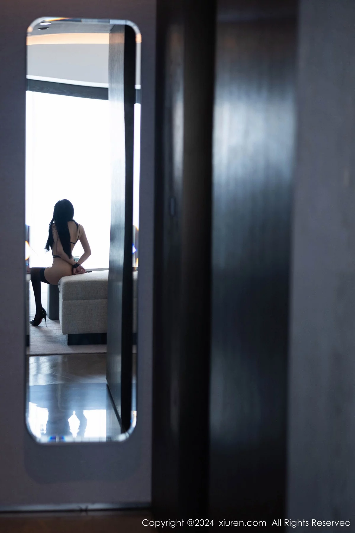 [[XiuRen秀人网]秀人网]No.7934_女神杨晨晨Yome牛仔女郎装扮+黑色情趣内衣秀丰腴身材诱惑写真85P