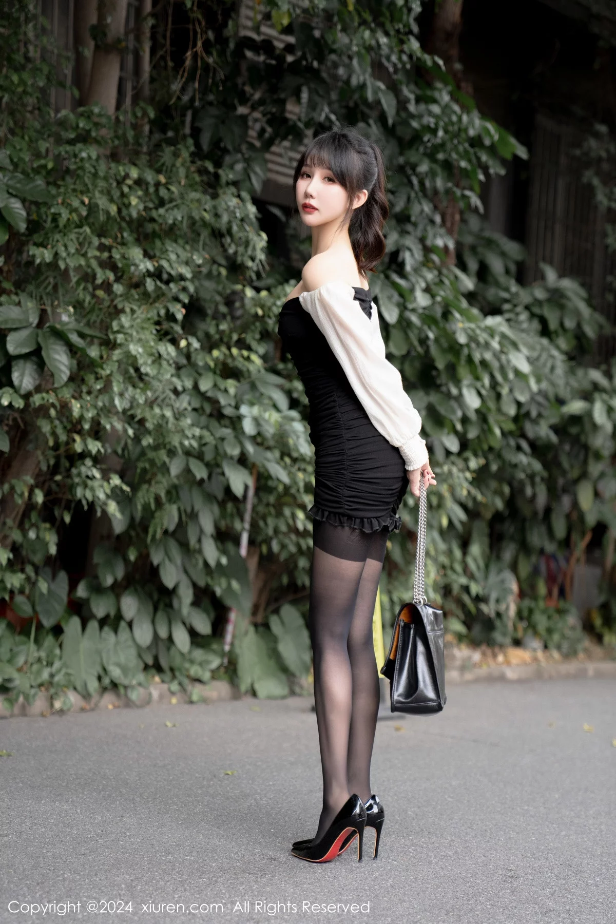 [[XiuRen秀人网]秀人网]No.7930_模特波巧酱Al女友主题私房大尺度全果秀火辣身材遮点诱惑写真86P