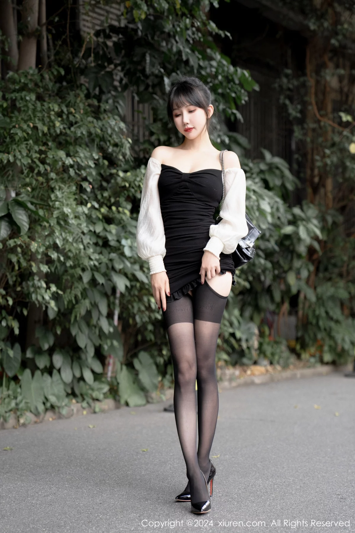 [[XiuRen秀人网]秀人网]No.7930_模特波巧酱Al女友主题私房大尺度全果秀火辣身材遮点诱惑写真86P