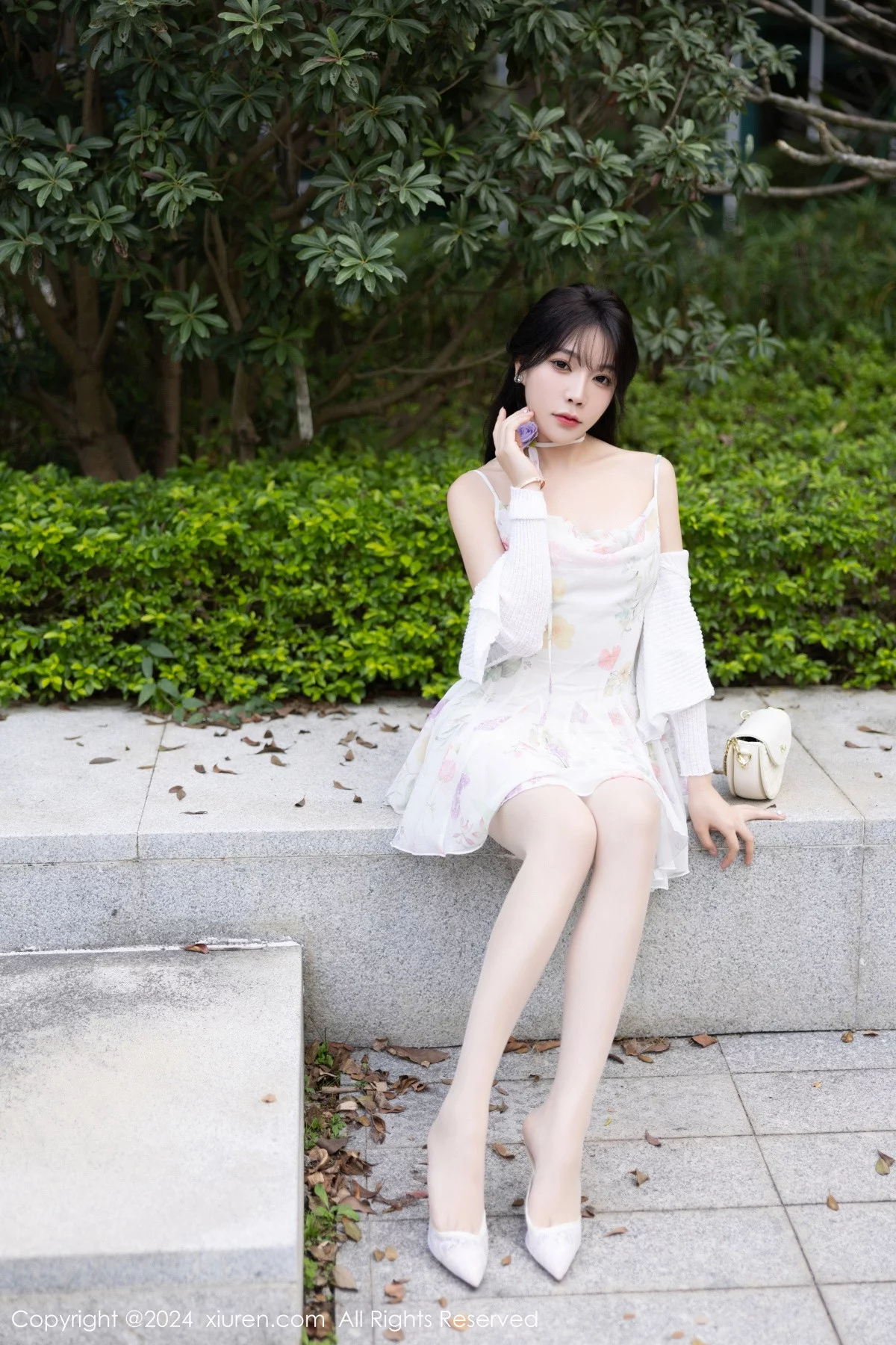 [[XiuRen秀人网]秀人网]No.7959_女神徐莉芝Booty性感白色短裙+黑色情趣服饰秀曼妙身姿诱惑写真82P