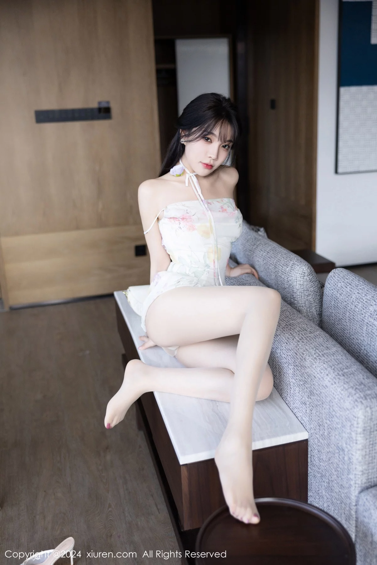 [[XiuRen秀人网]秀人网]No.7959_女神徐莉芝Booty性感白色短裙+黑色情趣服饰秀曼妙身姿诱惑写真82P