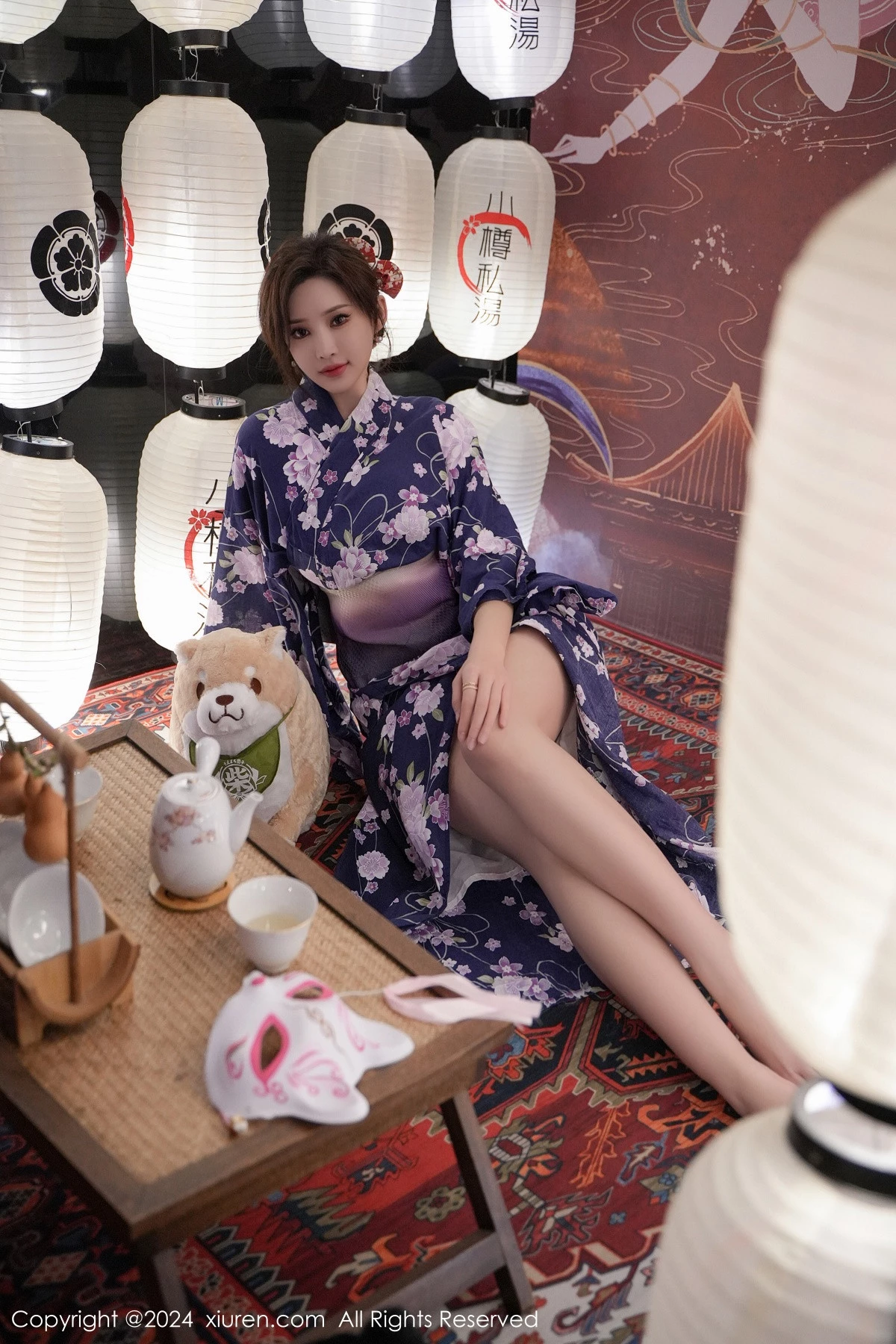 [[XiuRen秀人网]秀人网]No.7975_女神Carol周妍希深蓝色日式和服配超薄肉丝秀丰满身材诱惑写真70P