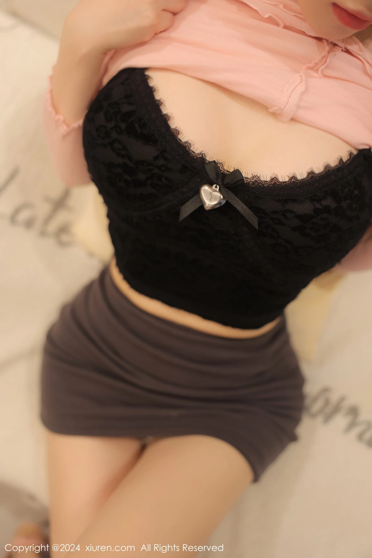 [[XiuRen秀人网]秀人网]No.7974_模特雨儿酱eve性感黑色内衣配超薄无内肉丝秀丰腴身材诱惑写真89P