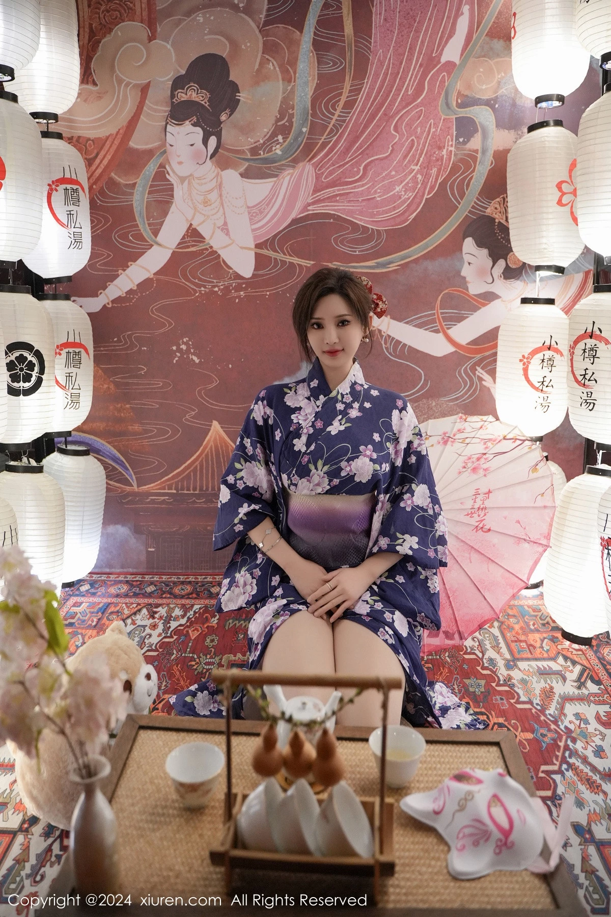 [[XiuRen秀人网]秀人网]No.7975_女神Carol周妍希深蓝色日式和服配超薄肉丝秀丰满身材诱惑写真70P