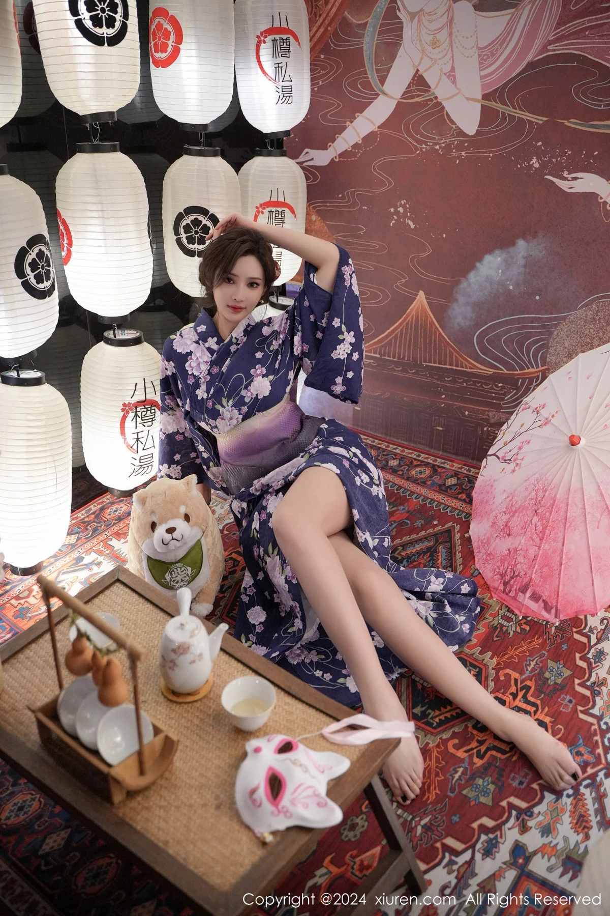 [[XiuRen秀人网]秀人网]No.7975_女神Carol周妍希深蓝色日式和服配超薄肉丝秀丰满身材诱惑写真70P