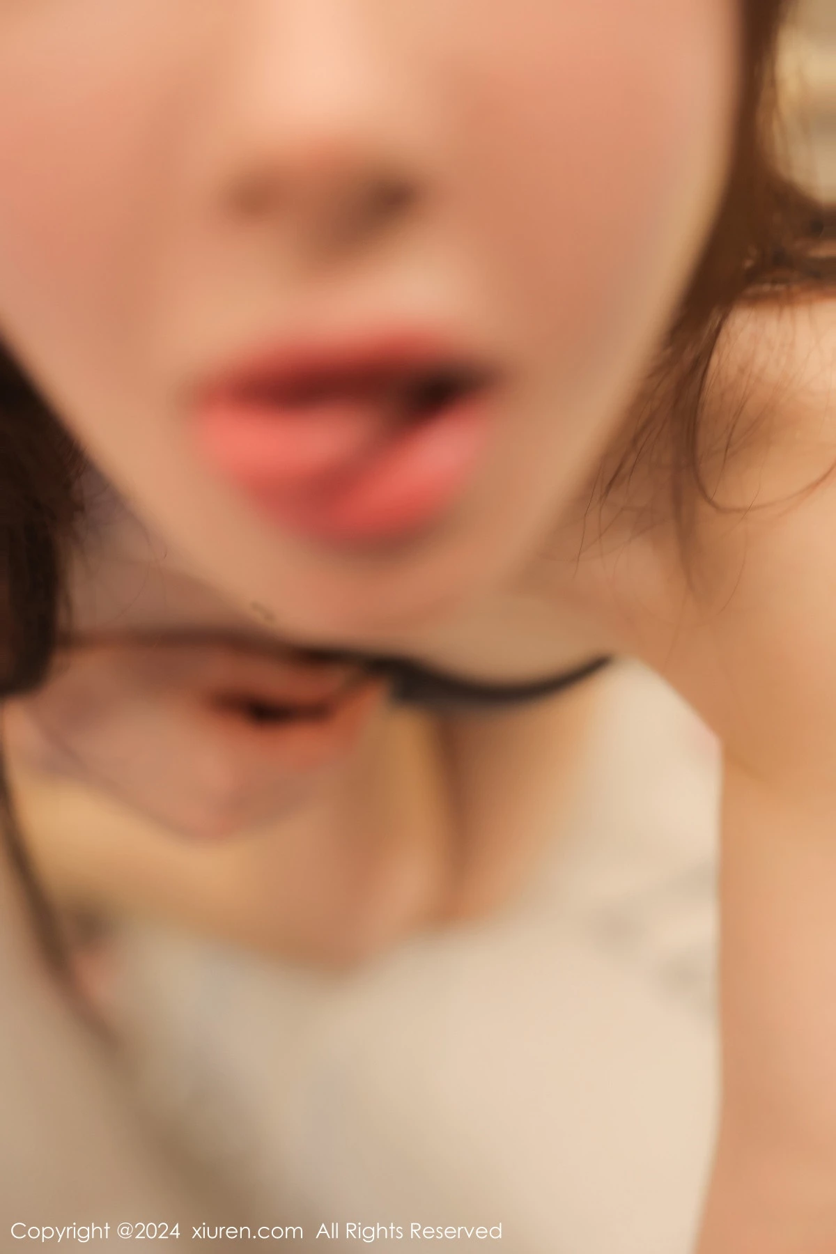 [[XiuRen秀人网]秀人网]No.7974_模特雨儿酱eve性感黑色内衣配超薄无内肉丝秀丰腴身材诱惑写真89P