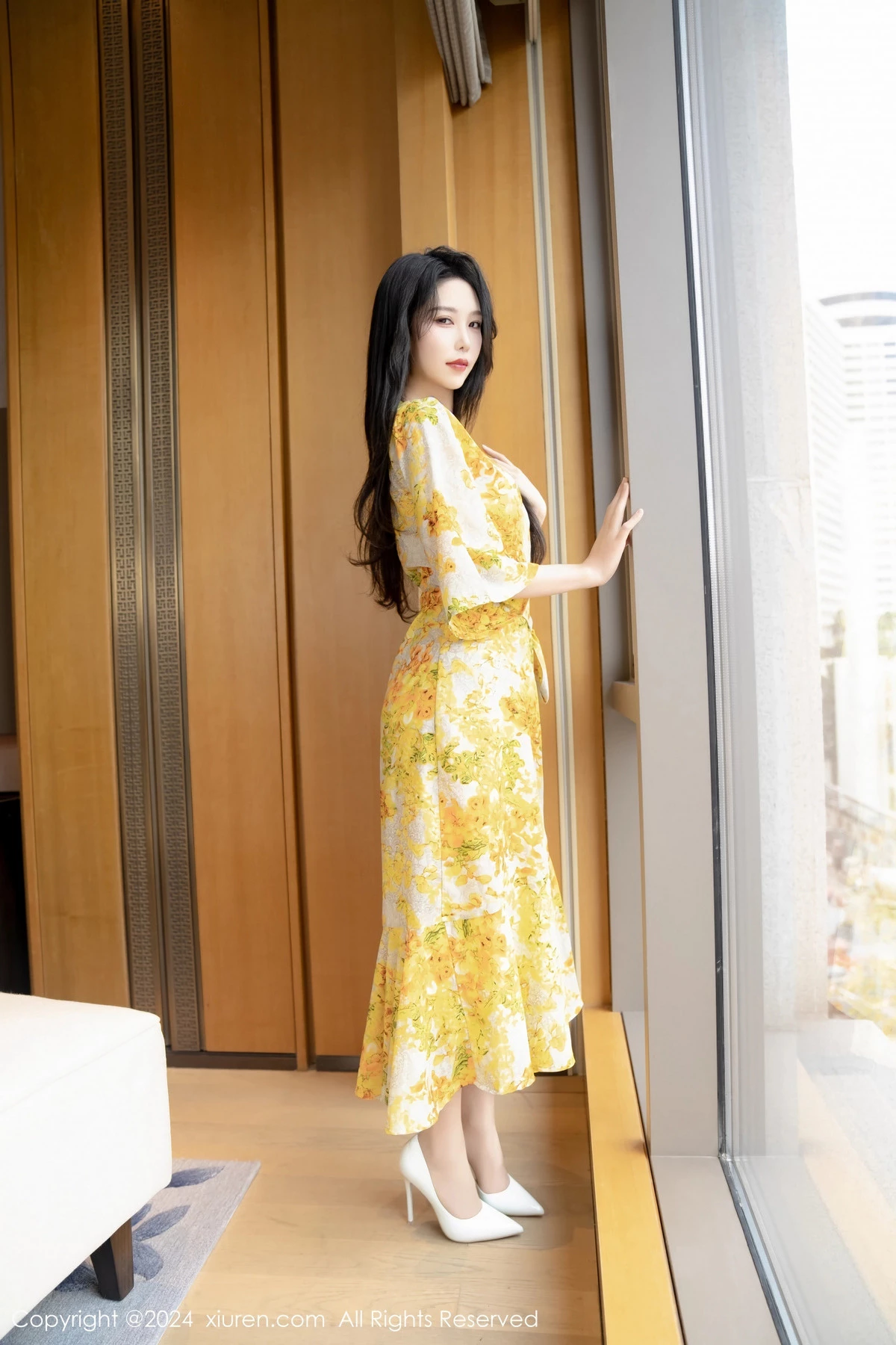 [[XiuRen秀人网]秀人网]No.7981_模特利世情节拍摄性感黄色连衣裙露白色蕾丝内衣完美诱惑写真99P