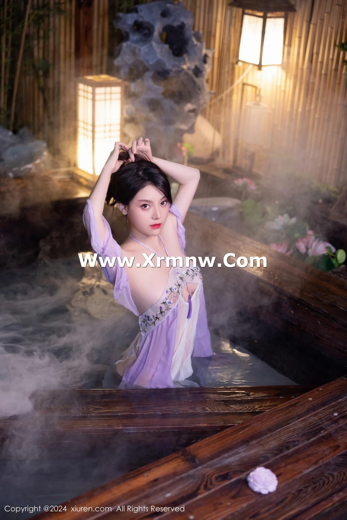 [[XiuRen秀人网]秀人网]No.8059_模特豆瓣酱性感轻透紫色古装服饰透视秀惹火身材极致诱惑写真80P