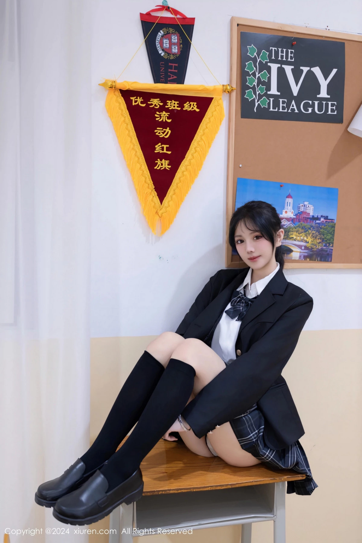 [[XiuRen秀人网]秀人网]No.8058_模特幼幼调教主题性感学生制服配黑丝袜秀完美身材迷人诱惑写真80P